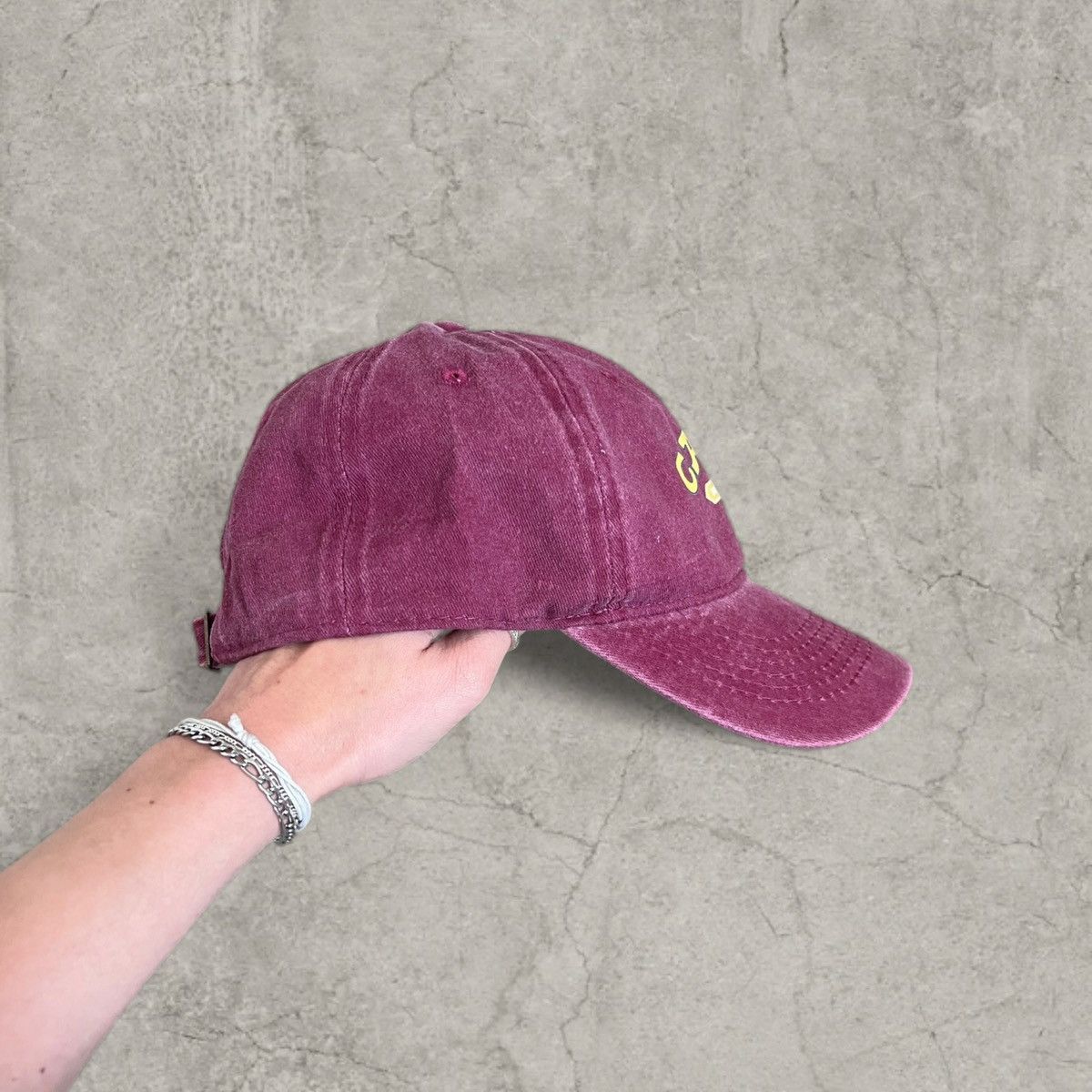 Japanese Brand 90s vintage style cap, burgundy cap, yellow logo. One size Size ONE SIZE - 2 Thumbnail