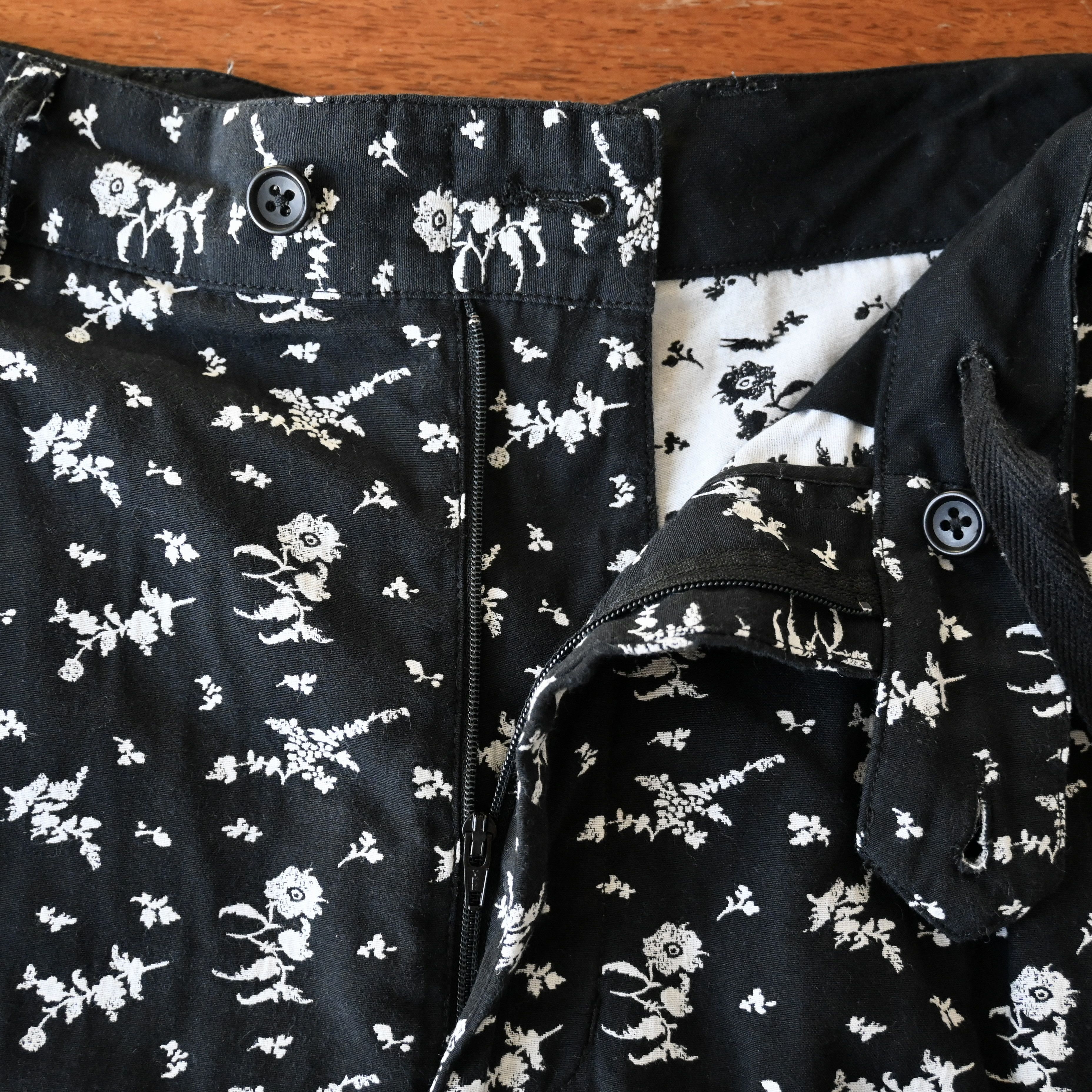 Engineered Garments Engineered Garments "Sunset Short", jacquard floral, M Size US 34 / EU 50 - 11 Thumbnail