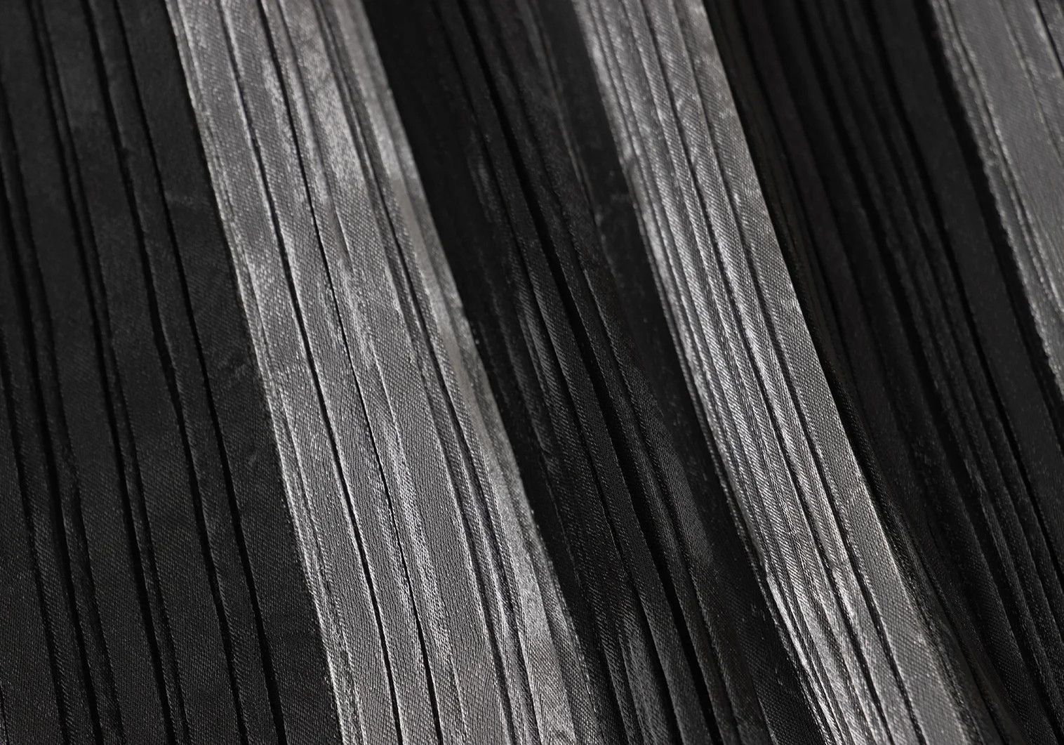 Issey Miyake Front Stripe Pleats Vest in Black and Silver, Size M Size US M / EU 48-50 / 2 - 11 Thumbnail