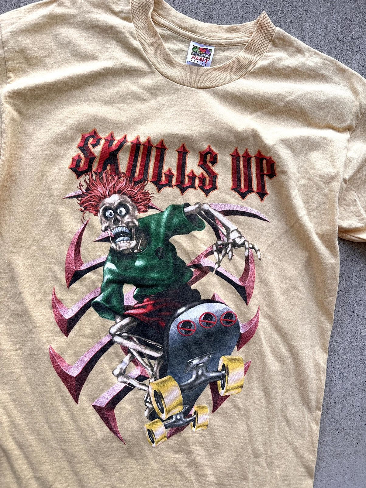 Fruit Of The Loom × Vintage Vintage Skulls Up Tee Shirt 90s Skater Grunge FOTL Size US L / EU 52-54 / 3 - 2 Thumbnail
