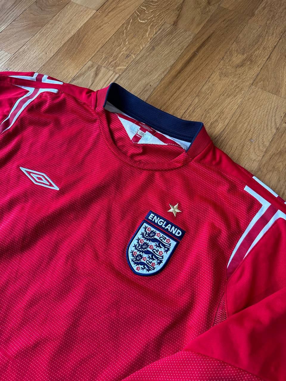 Umbro Vintage England 2004 Red Kit ❤️🏴 Premium classic, 🔥💯 Size US L / EU 52-54 / 3 - 1 Thumbnail