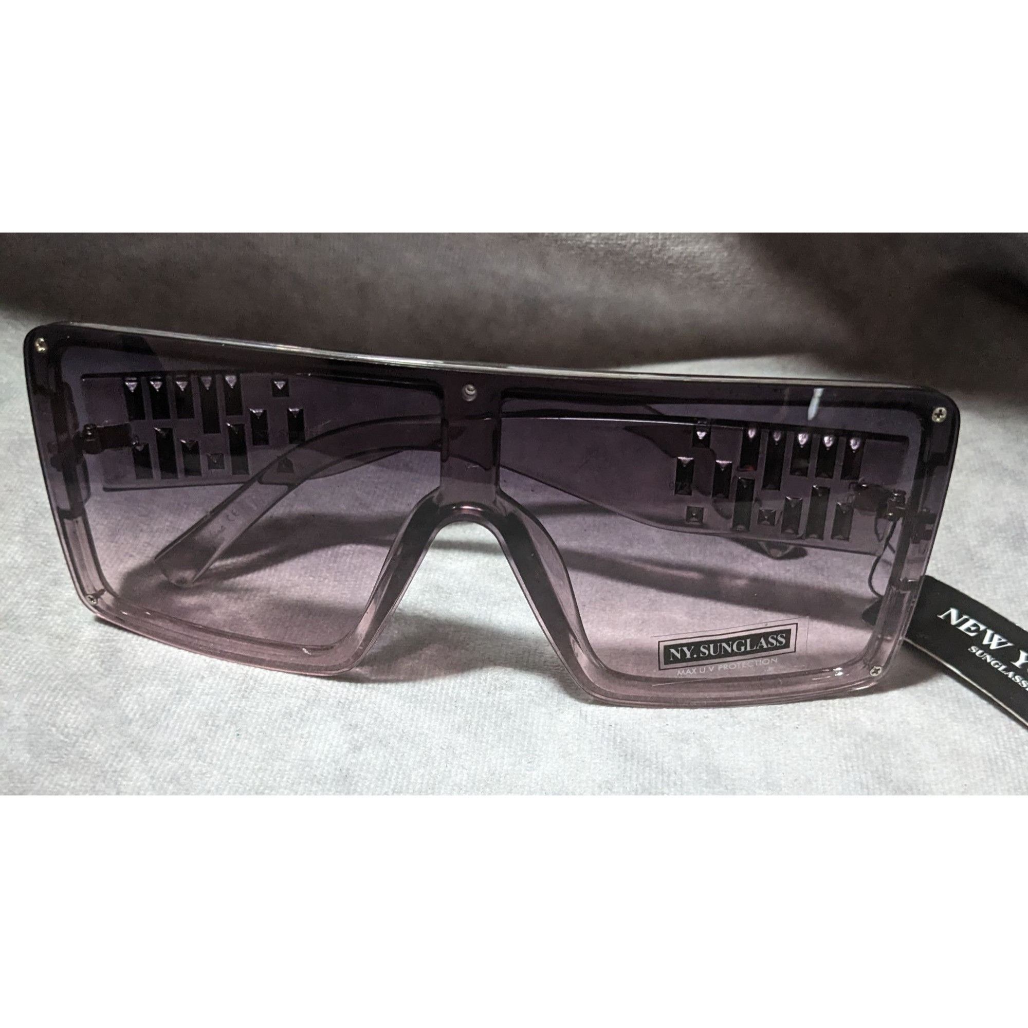 Other New York Sunglasses Translucent Grey Oversized Sunglasses Size ONE SIZE - 5 Thumbnail