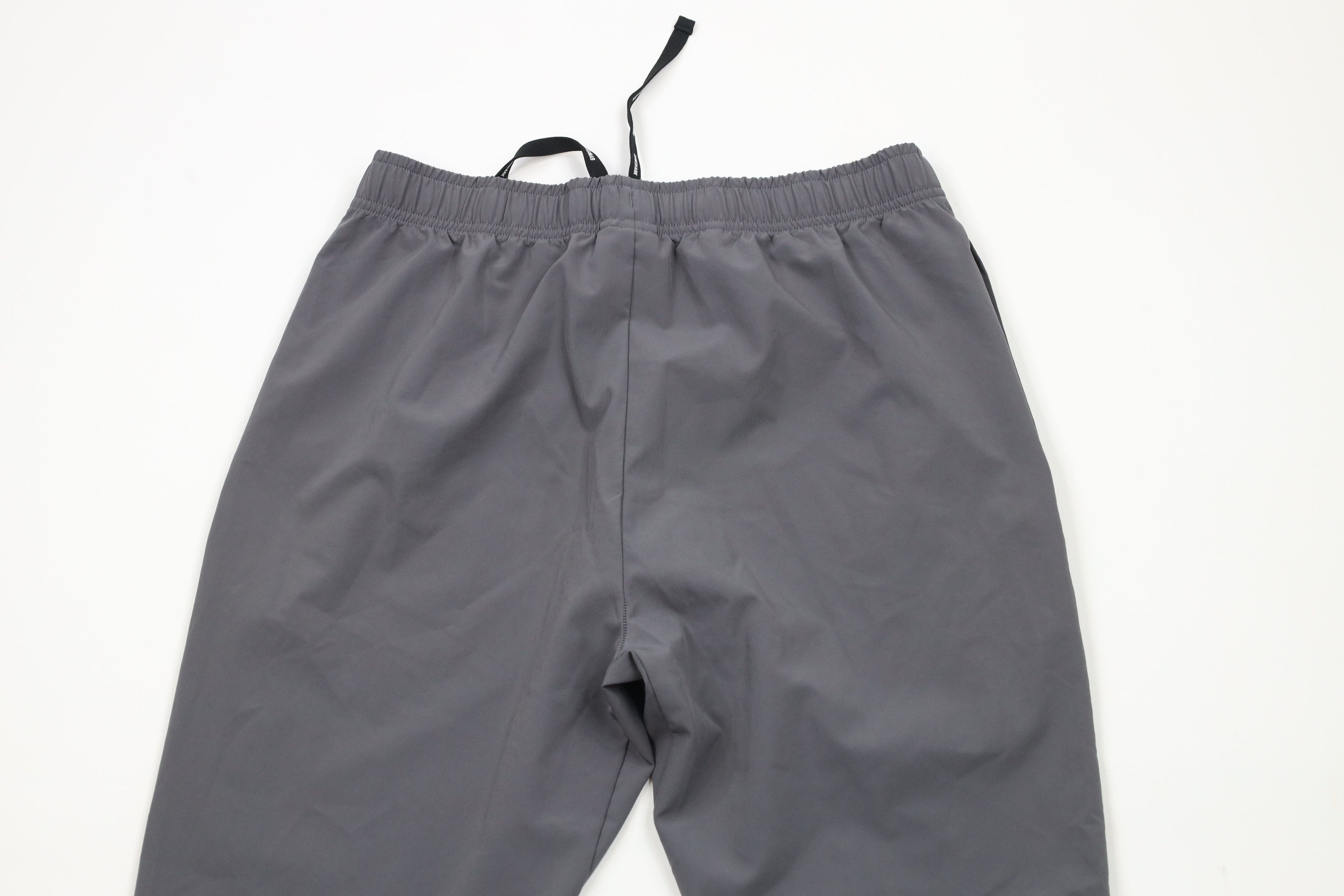 Gymshark × Vintage Gymshark Gym Tapered Leg Arrival Woven Joggers Pants Gray Size US 32 / EU 48 - 11 Thumbnail
