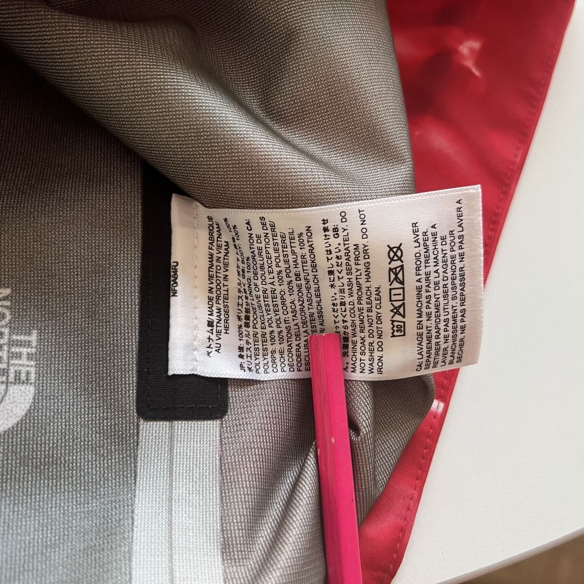 Supreme × The North Face Supreme The North Face Printed Mountain Pant red XL Size US 36 / EU 52 - 13 Thumbnail