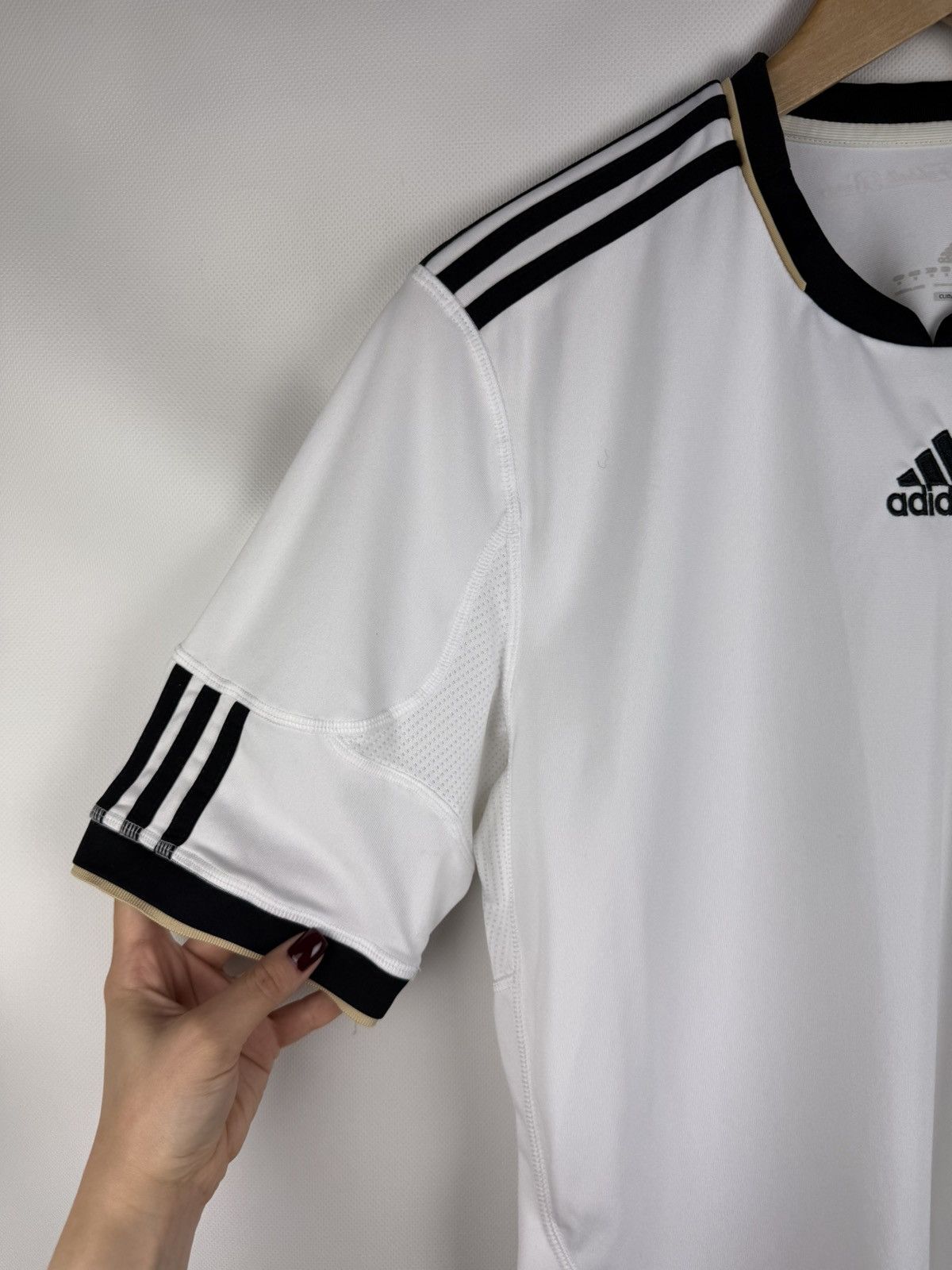 Adidas Adidas Germany 2010 2011 Home Soccer Jersey Shirt P41477 Size US M / EU 48-50 / 2 - 13 Thumbnail