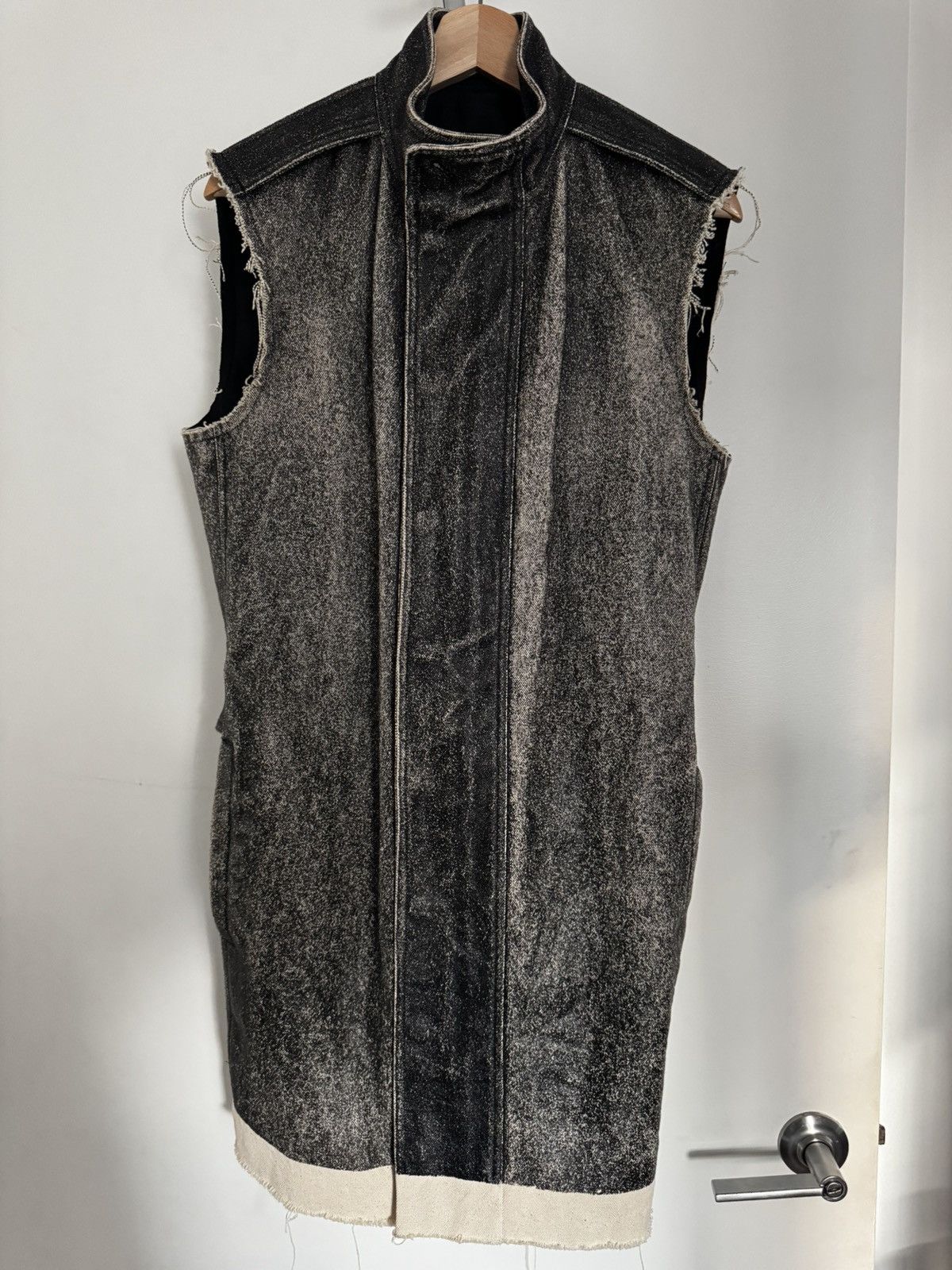 Rick Owens Rick Owens Cyclops 2016 SS16 Runway Painted Sleeveless shirt Size US M / EU 48-50 / 2 - 1 Thumbnail
