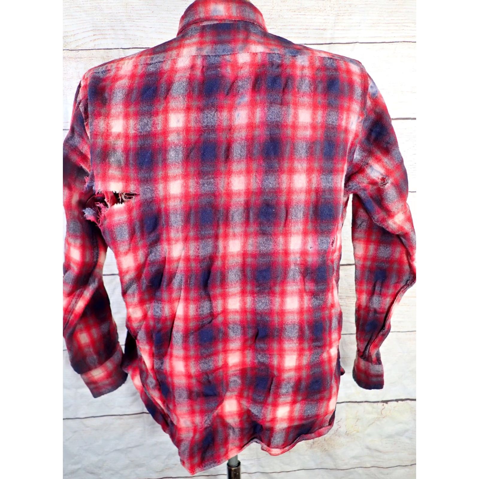 Pendleton VINTAGE Pendleton SHIRT M USA 60's shadow plaid ombré distressed wool 60s USA Shadow Plaid Size US M / EU 48-50 / 2 - 2 Thumbnail
