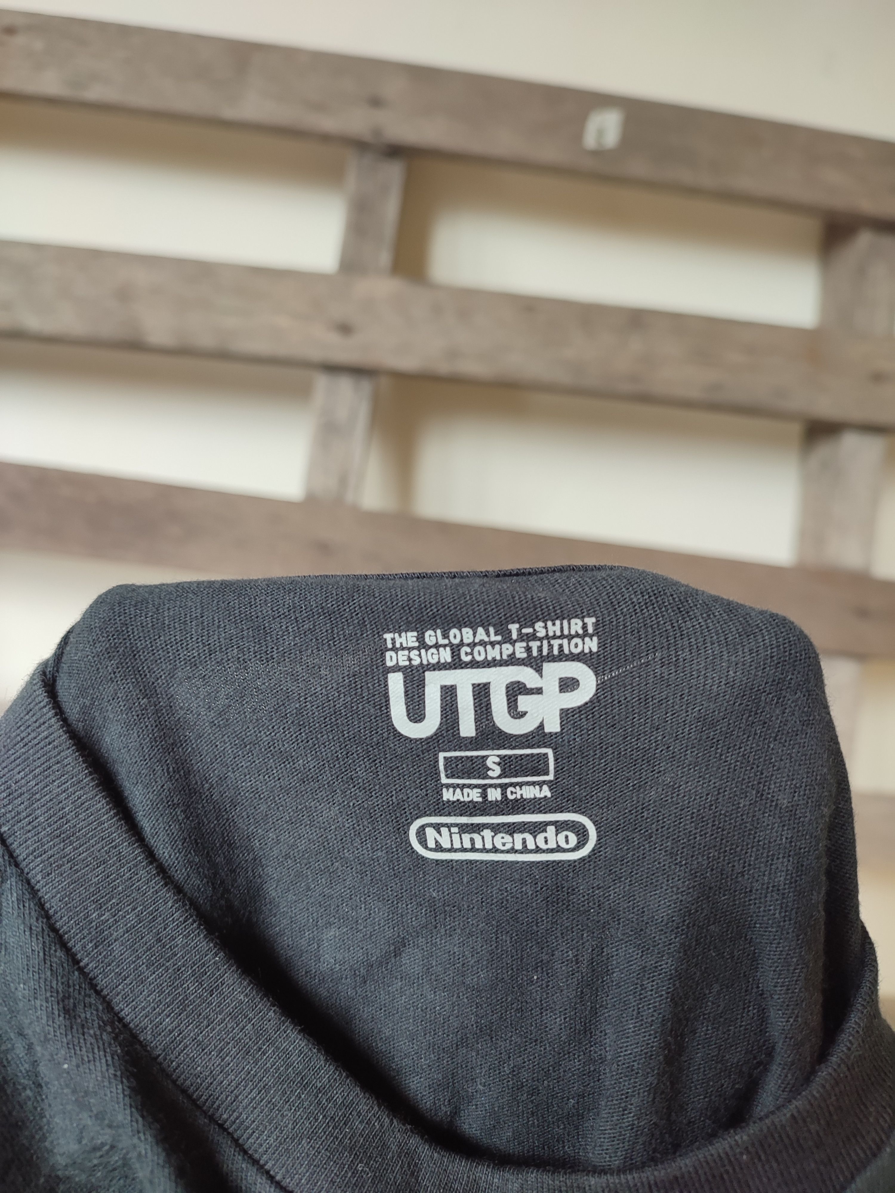 Pokemon × Uniqlo 💥Rare 💥Pokémon x Nintendo Big Print Tees Size US S / EU 44-46 / 1 - 9 Thumbnail