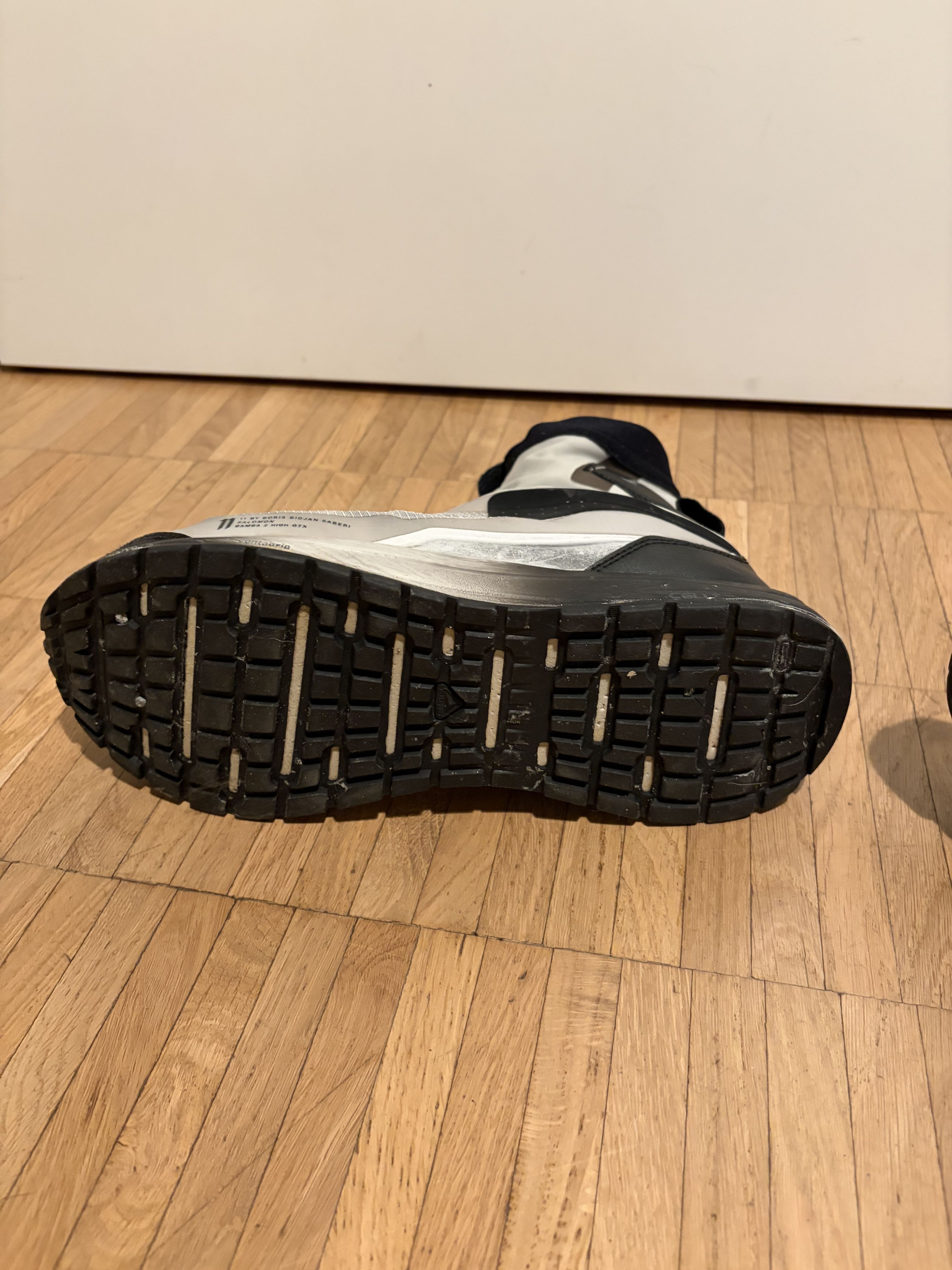 11 By Boris Bidjan Saberi Bamba 2 GTX Size US 11 / EU 44 - 10 Thumbnail