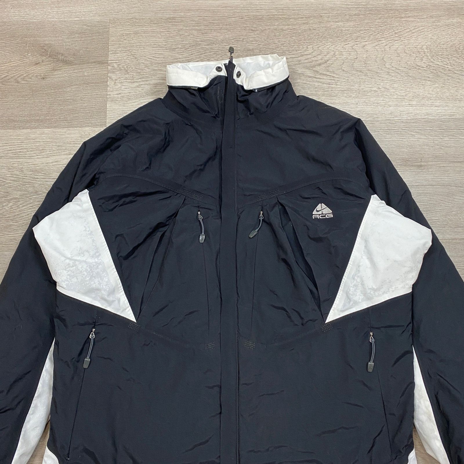 Nike Vintage Nike ACG Layer 2 Nylon Jacket Men's Medium Gorpcore Size US M / EU 48-50 / 2 - 2 Thumbnail