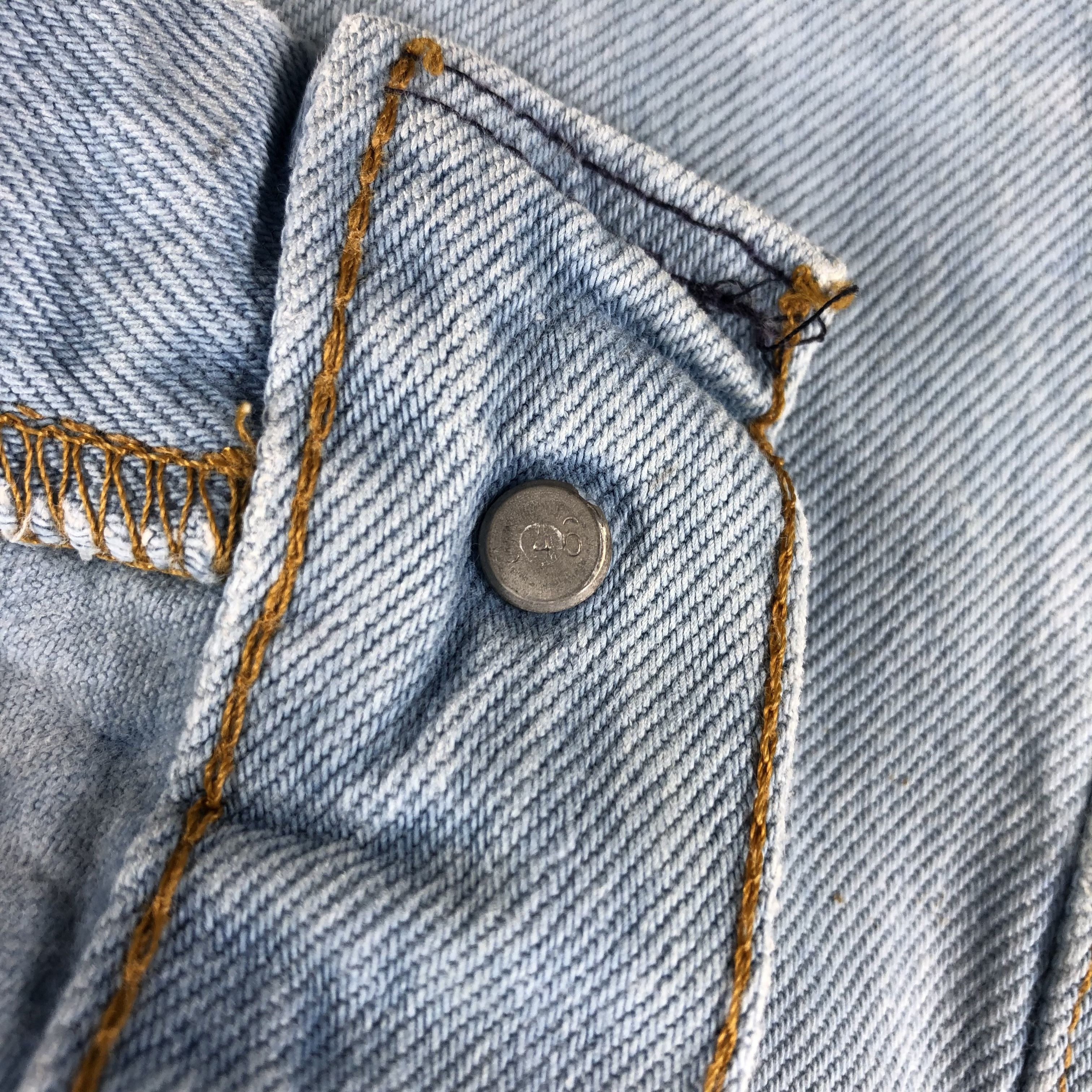 Levi's Vintage Light Wash Levis 501 Jeans-JM2189 Size US 32 / EU 48 - 12 Thumbnail