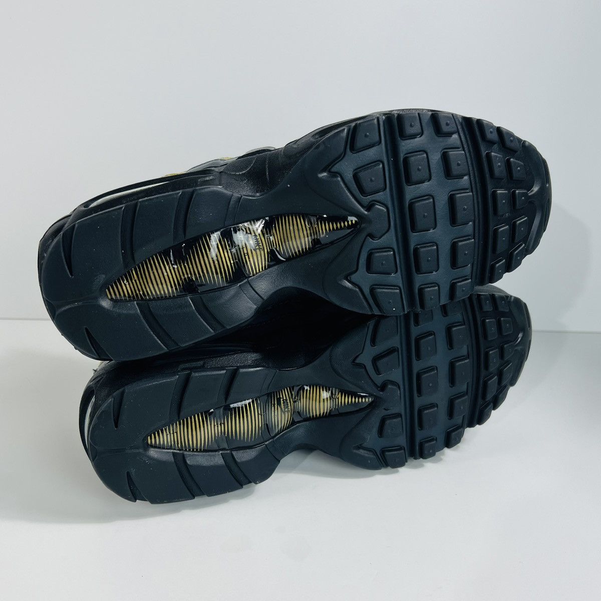 Nike Mens Size 6.5 - Nike Air Max 95 PRM Black Gold Shoes Size US 6.5 / EU 39-40 - 11 Thumbnail