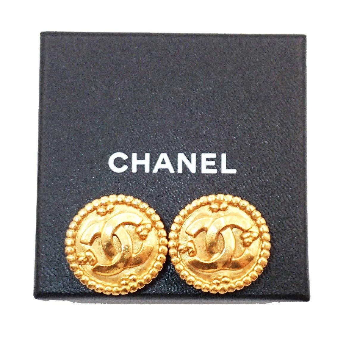 Chanel Chanel Vintage CC Round Clip-On Earrings Metal Size ONE SIZE - 1 Thumbnail