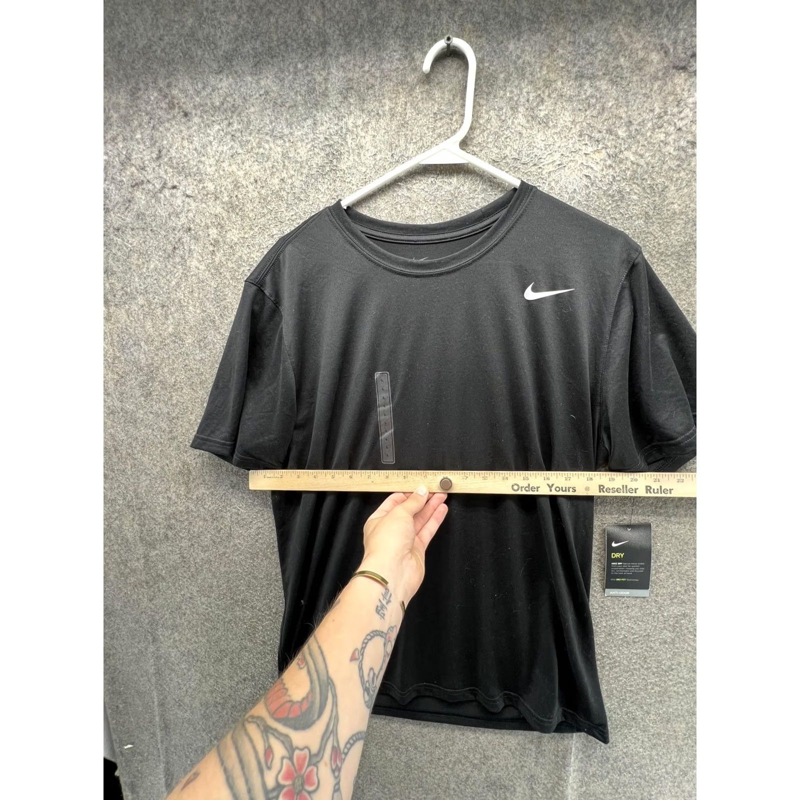 Nike Nike Dri-FIT Shirt Mens Large Black Short Sleeve Athletic Training Tee Top NEW Size US L / EU 52-54 / 3 - 5 Thumbnail