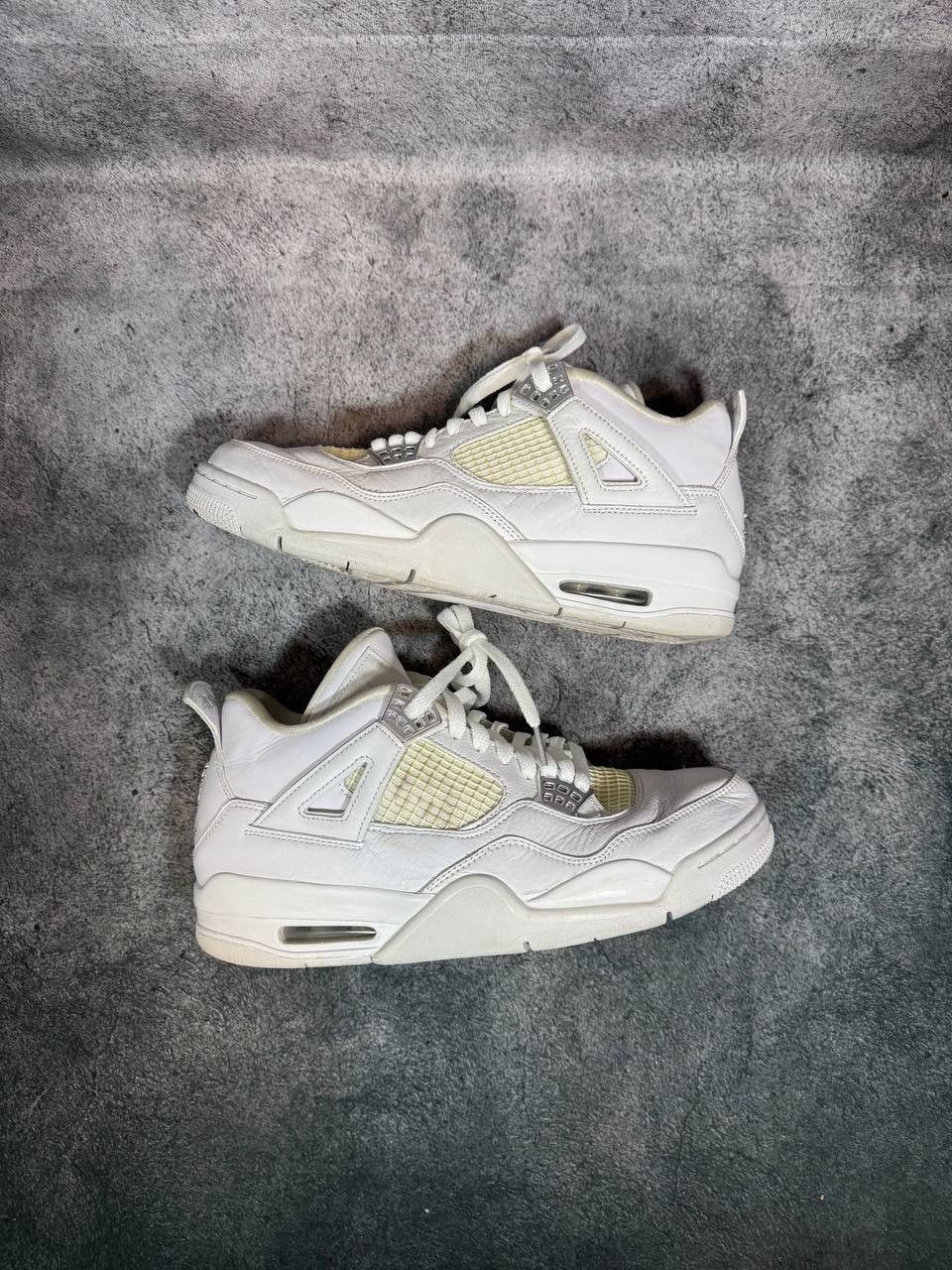 Jordan Brand Size 9.5 | Jordan 4 Pure Money No Box | Pre-Owned Size US 9.5 / EU 42-43 - 5 Thumbnail