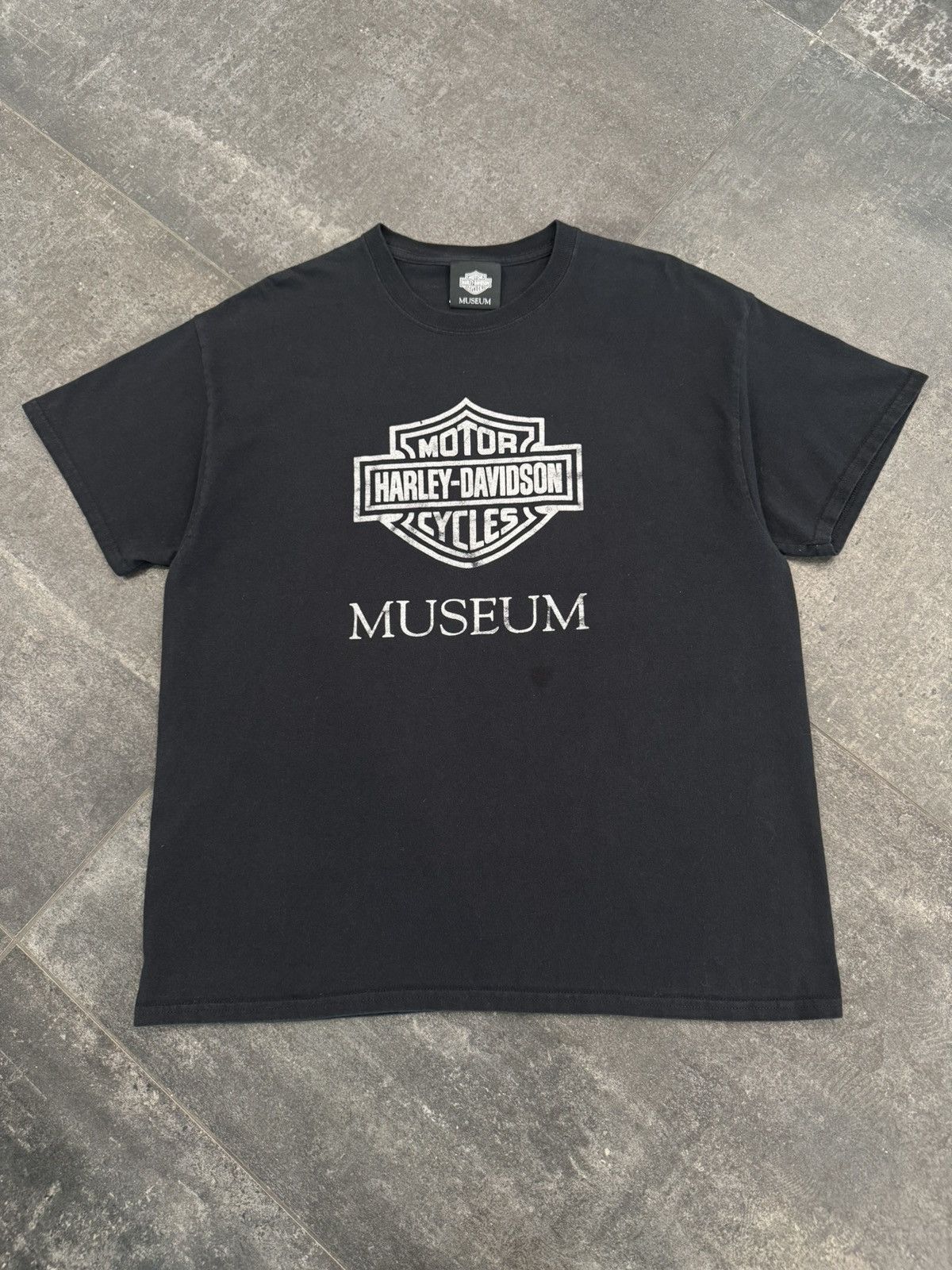 Harley Davidson Vintage Y2K Harley Davidson Museum T Shirt Black X-Large Size US XL / EU 56 / 4 - 1 Thumbnail