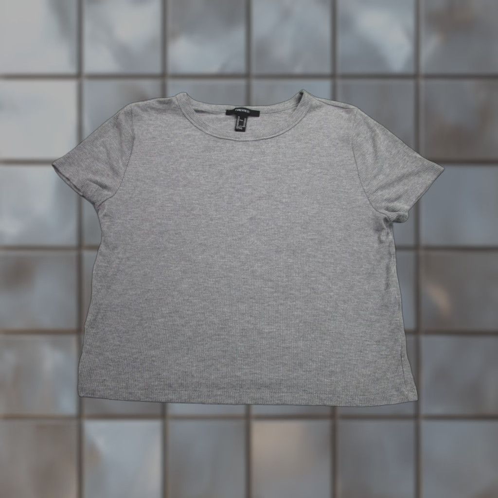 Forever 21 Forever 21 Shirt Womens XL Gray Ribbed Knit Cropped Stretch Tee y2k 90s style Size XL / US 12-14 / IT 48-50 - 1 Thumbnail