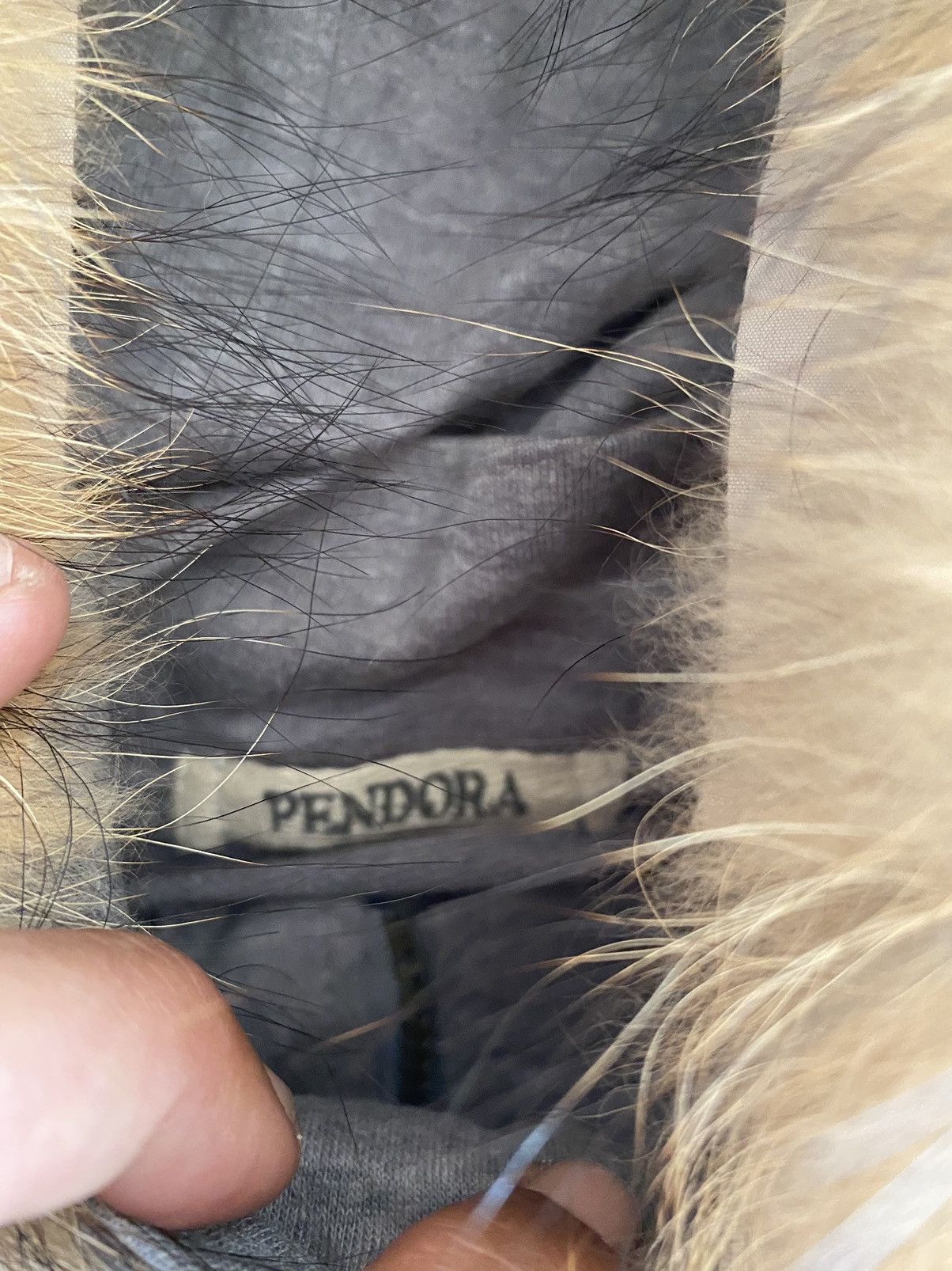 Beauty Beast × If Six Was Nine × Le Grande Bleu (L.G.B.) Pendora Fur Zip Hoodie Seditionaries Size US L / EU 52-54 / 3 - 4 Thumbnail