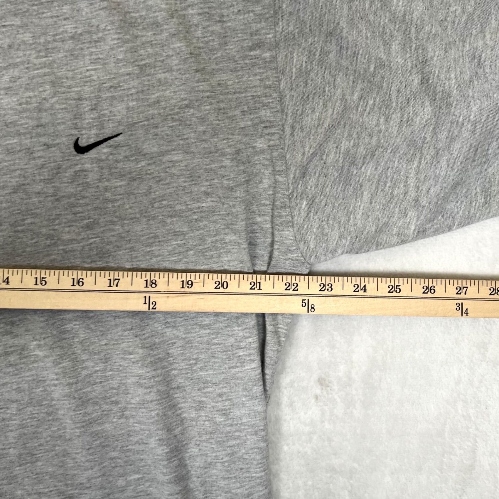 Nike VINTAGE Nike Gray Blank T-Shirt Size Large Embroidered Swoosh 90s Y2K Men Shirt L Gray Nike Air Men's T-Shirt Size US L / EU 52-54 / 3 - 4 Thumbnail