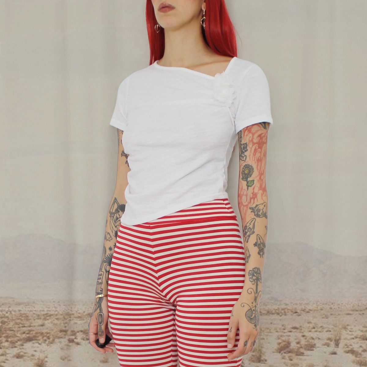 Vintage 🪽WHITE BABY TEE🪽 Size S / US 4 / IT 40 - 2 Thumbnail