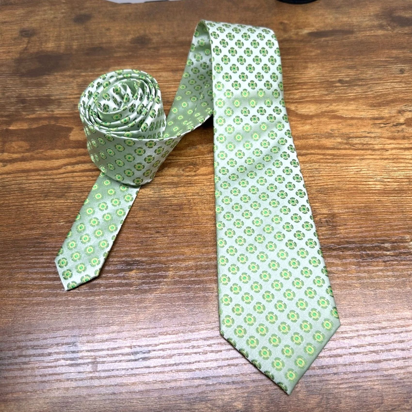 Vintage Brio Mens Tie Green Geometric Medallion Pattern Polyester Classic Width Size ONE SIZE - 5 Thumbnail