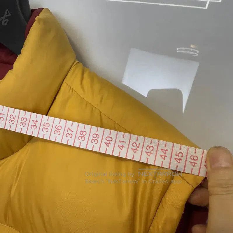 Burberry Burberry Yellow Logo Sleeveless Outerwear. Size US L / EU 52-54 / 3 - 7 Thumbnail