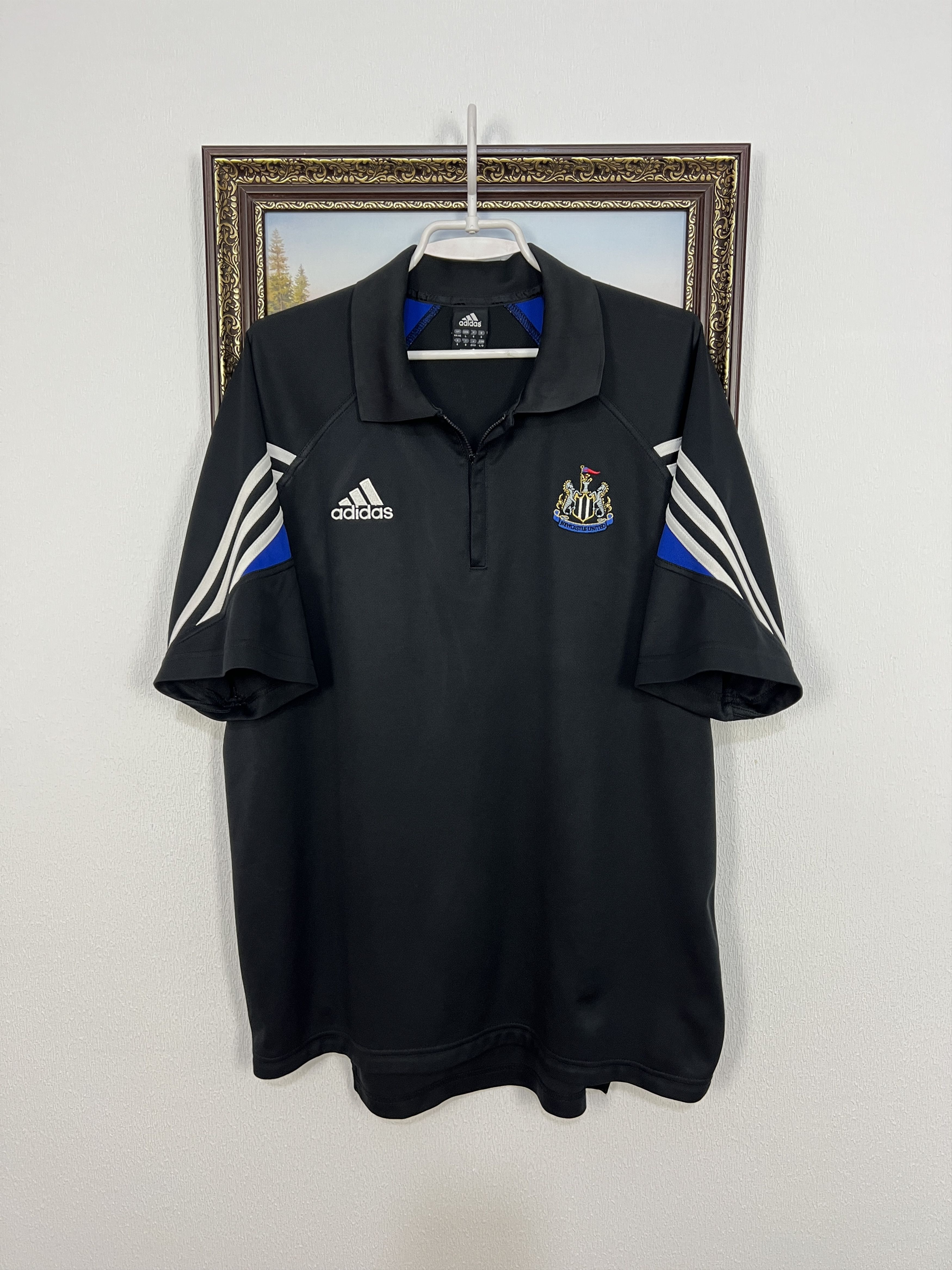Adidas Vintage Adidas Newcastle United Football Train Polo Shirt Size US L / EU 52-54 / 3 - 1 Thumbnail