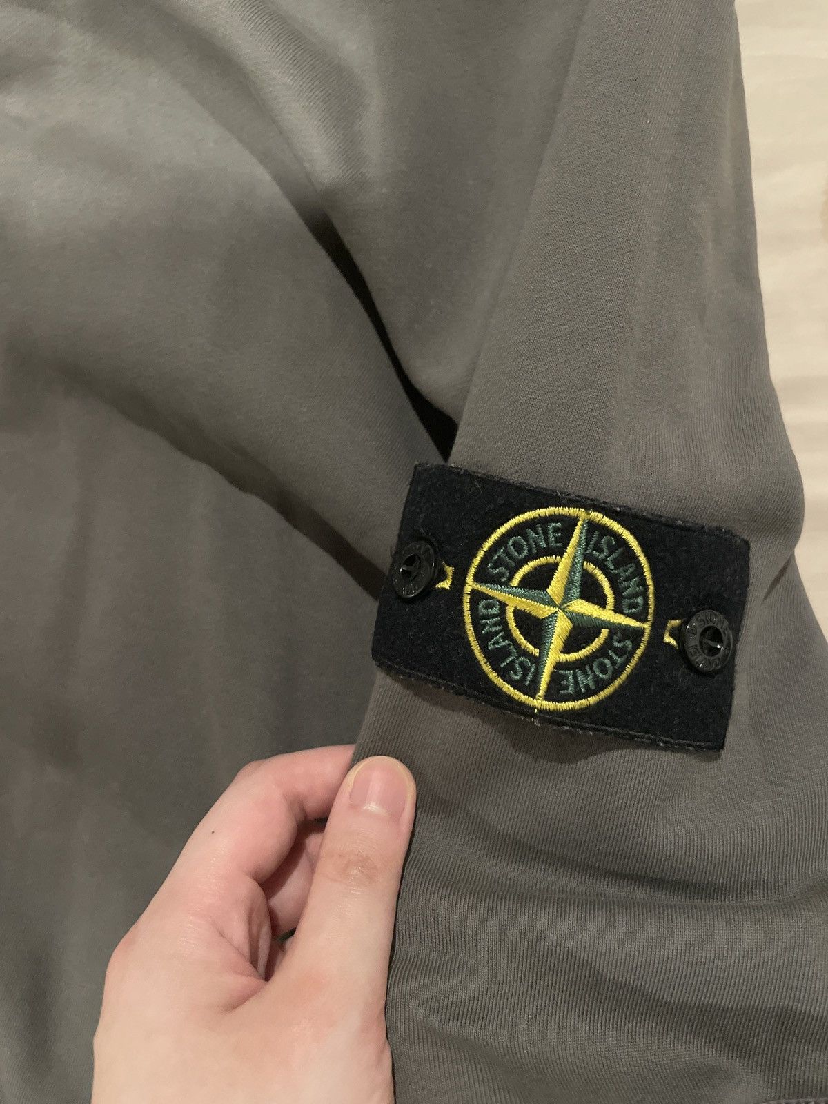 Stone Island Stone Island Men's ‘Sniper Patch’ crewneck Size US M / EU 48-50 / 2 - 5 Thumbnail