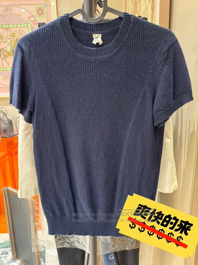 Hermes Hermes Women's Cashmere Round Neck Short Sleeve Sweater Size XS / US 0-2 / IT 36-38 - 1 Thumbnail