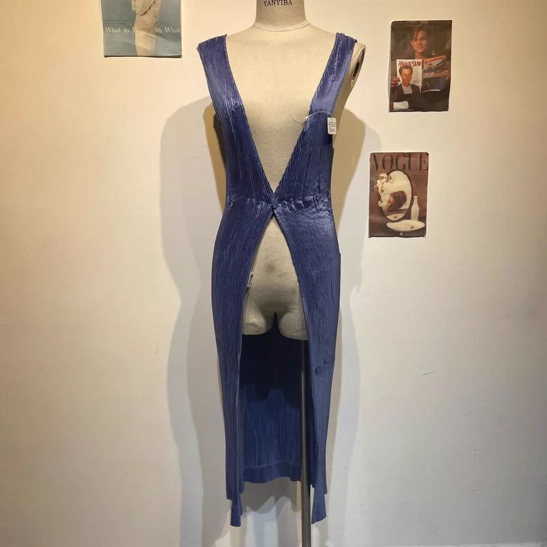 Issey Miyake Issey Miyake Blue pleated dress Size M / US 6-8 / IT 42-44 - 1 Thumbnail