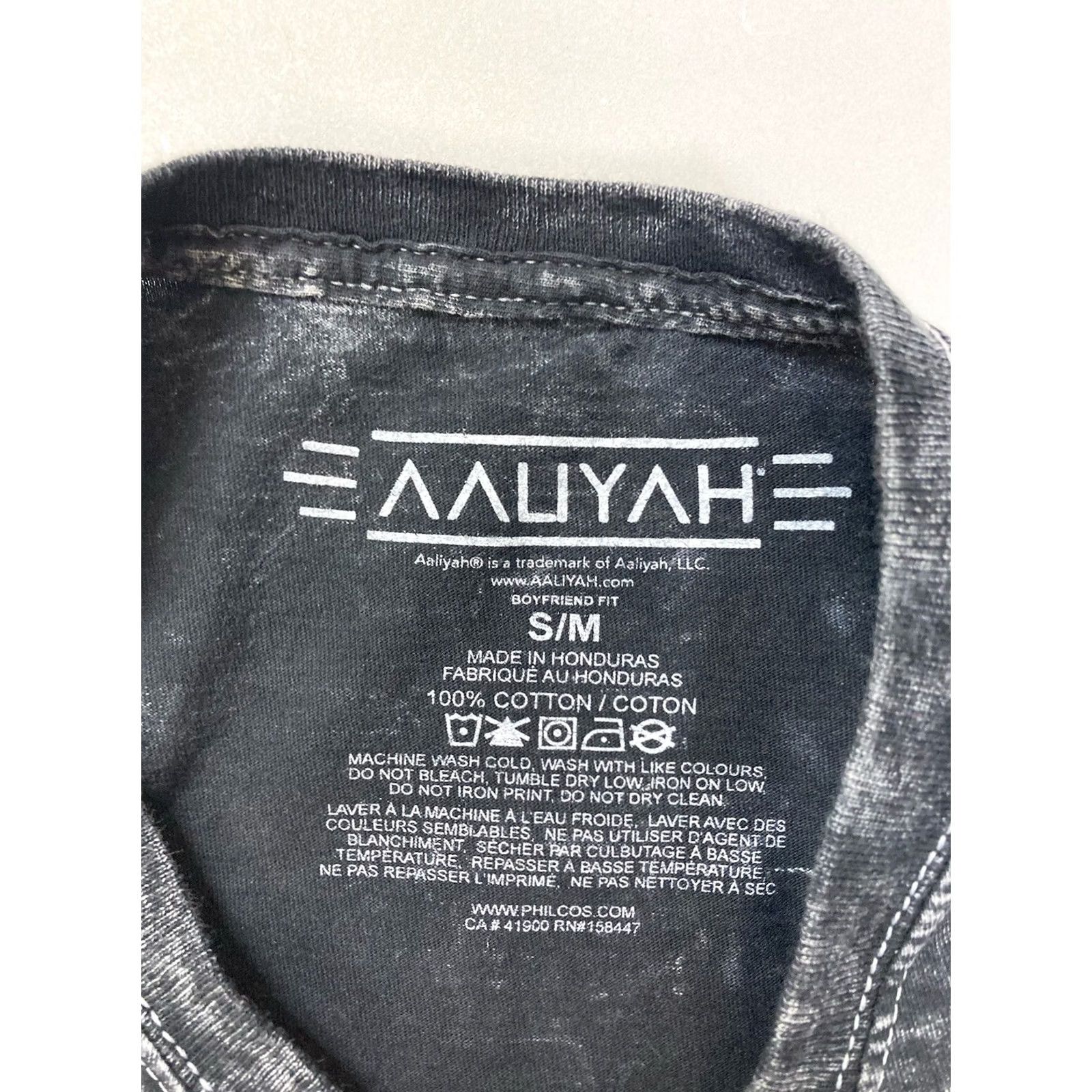Vintage Aaliyah T-Shirt Women Medium Black Graphic Short Sleeve Crew Neck Size M / US 6-8 / IT 42-44 - 4 Thumbnail
