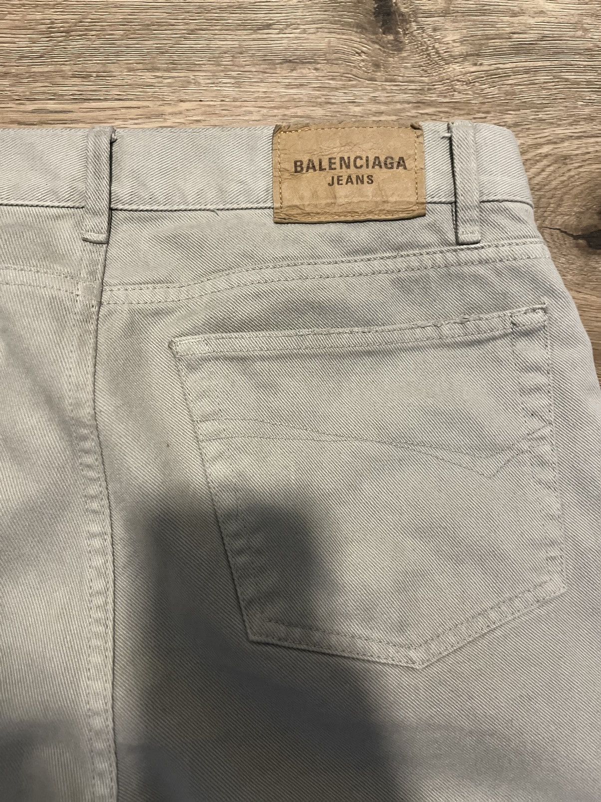 Balenciaga Balenciaga Dirty White Jeans Size US 32 / EU 48 - 3 Thumbnail
