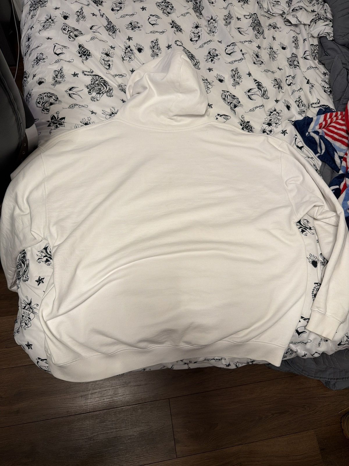 Vetements ONE IN A MILLION VETEMENTS HOODIE Size US L / EU 52-54 / 3 - 2 Thumbnail