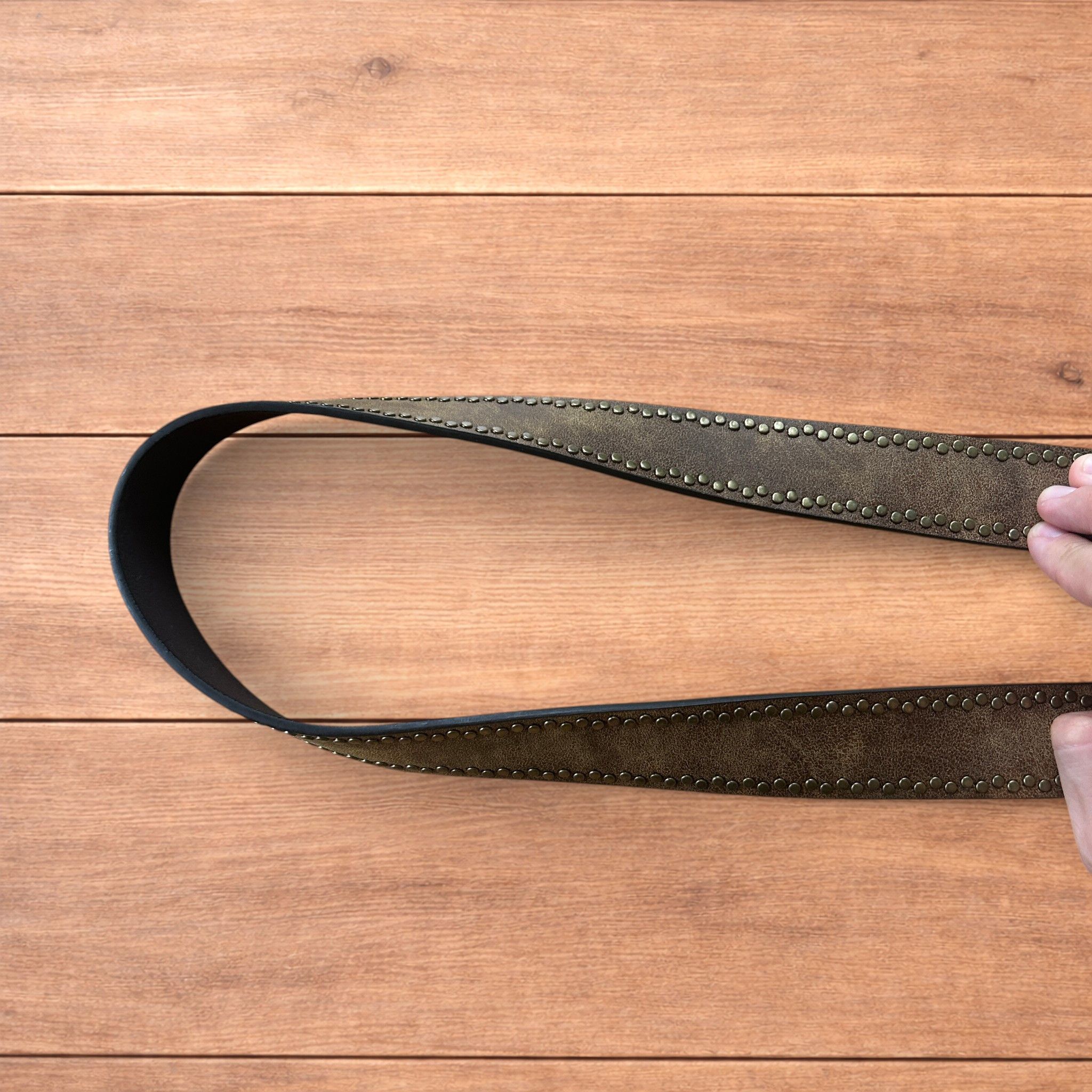 Japanese Brand Faux leather western cowboy belt in brown with brass trim. Size ONE SIZE - 4 Thumbnail
