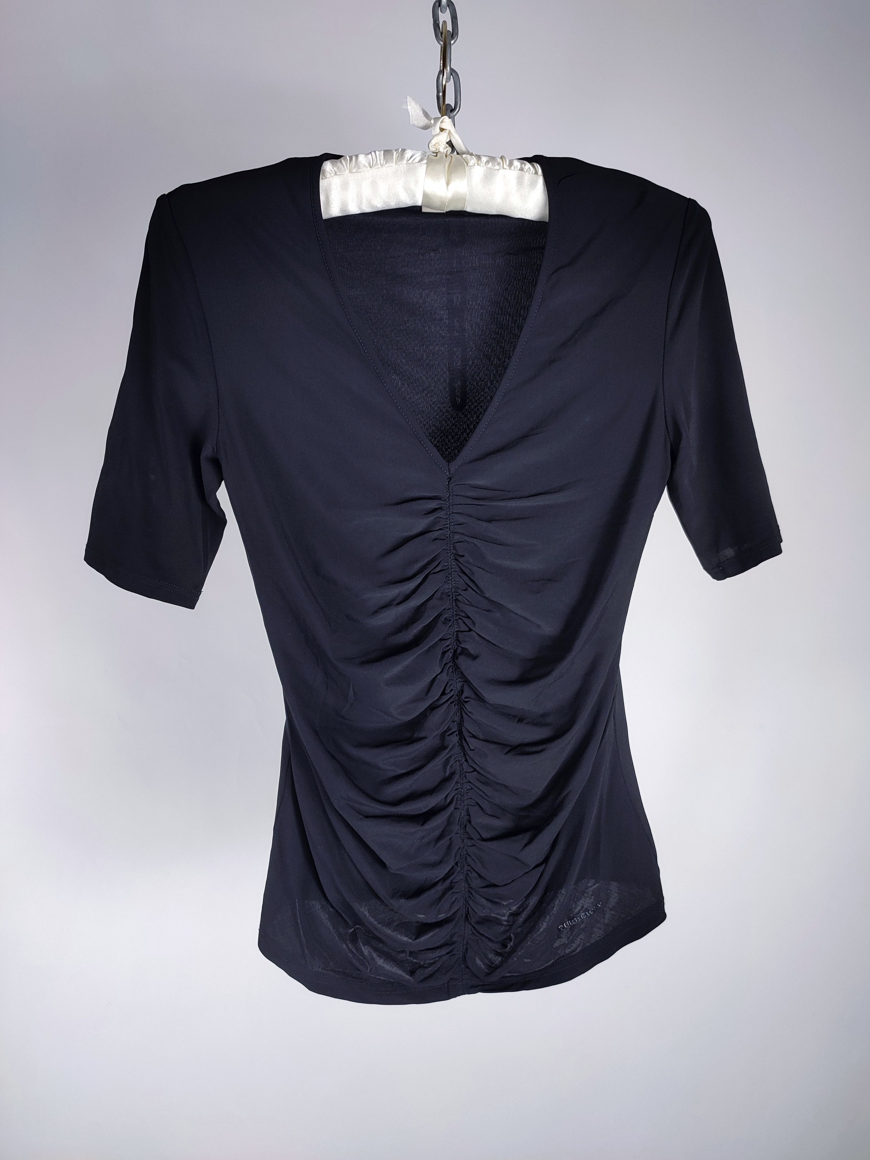 Burberry Burberry ruffle black viscose pleated blouse tee shirt Size XS / US 0-2 / IT 36-38 - 1 Thumbnail