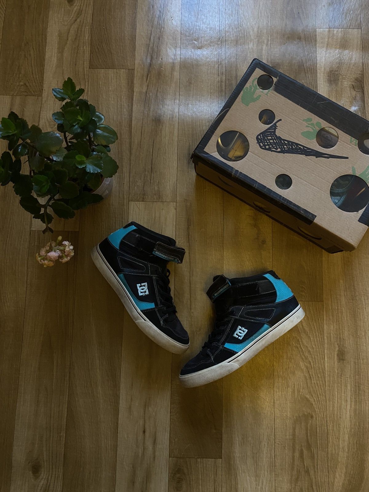 DC × Vintage DC Shoes Skate Sneakers Size US 7 / EU 40 - 6 Thumbnail