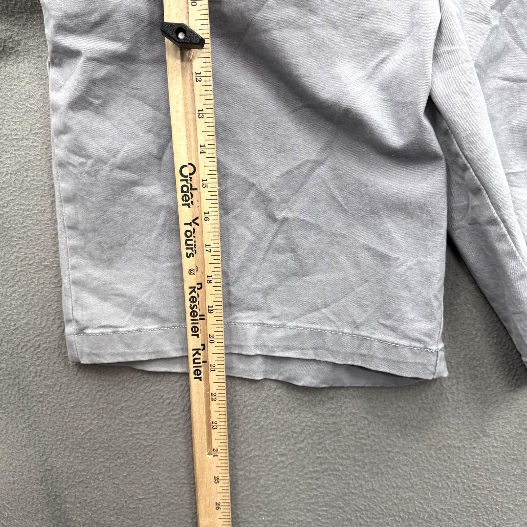 Izod IZOD Mens Flat Front Chino Shorts 38 Gray 10 Inseam Stretch Cotton Casual Summer Mens Size US 38 / EU 54 - 5 Thumbnail