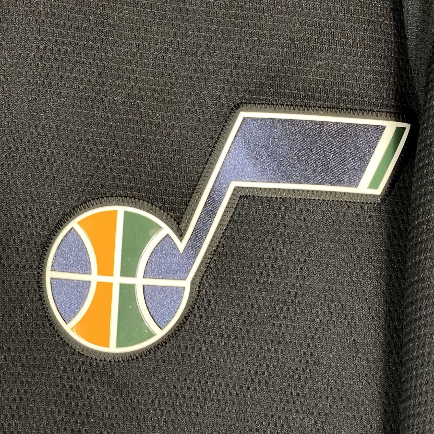 Nike Nike NBA Jacket Mens LT Black Full Zip Utah Jazz Embroidered Logo Dri Fit Size US L / EU 52-54 / 3 - 7 Thumbnail