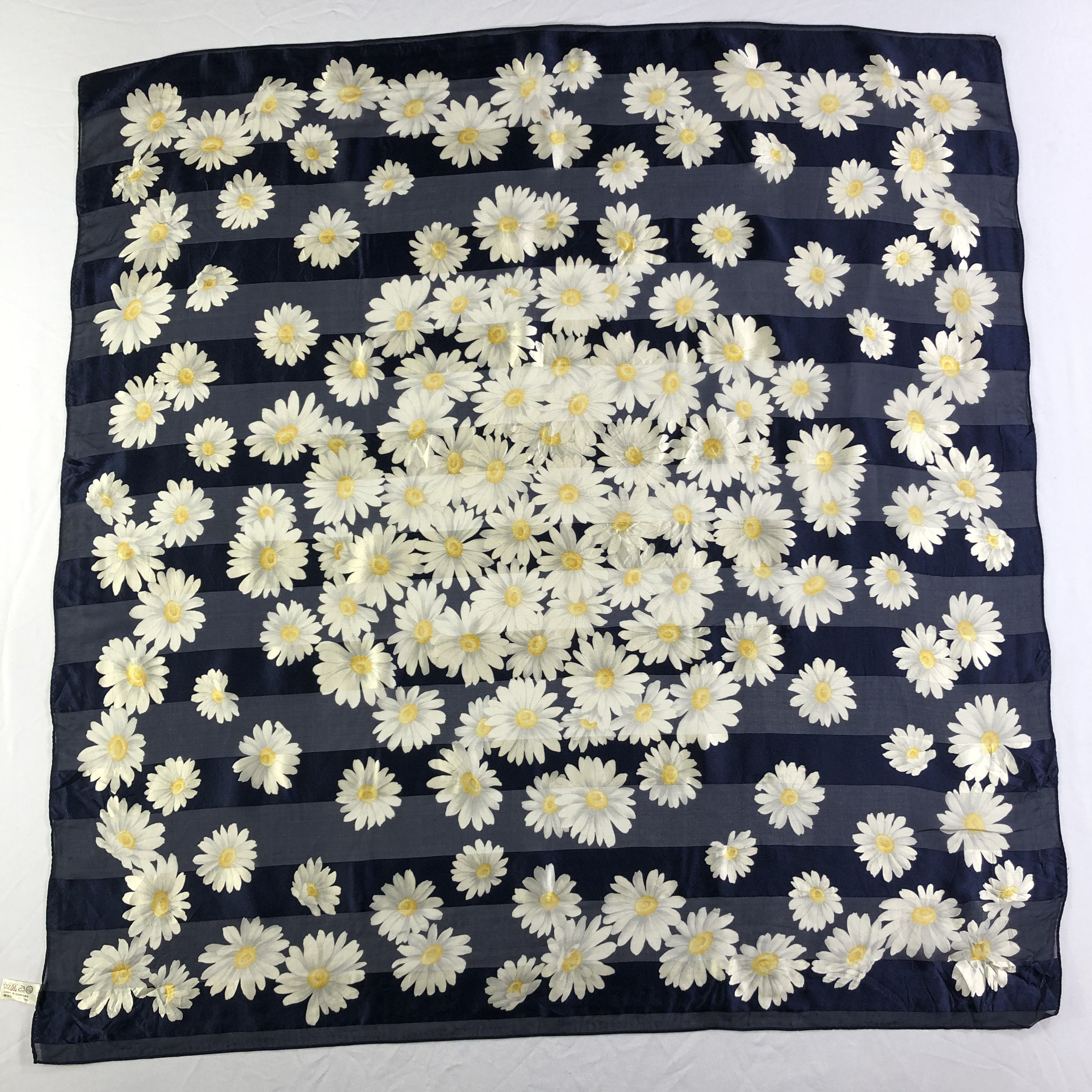 Vintage Vintage Silk Scarf Size ONE SIZE - 2 Thumbnail
