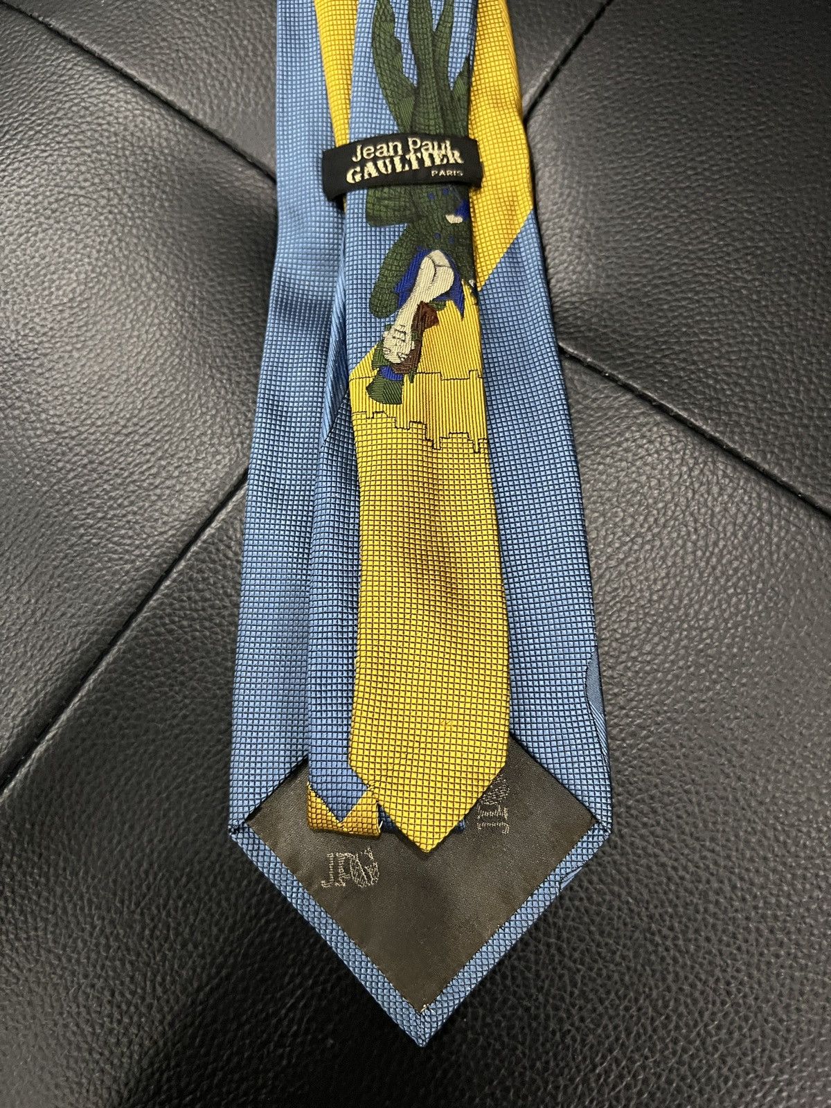 Jean Paul Gaultier Jean Paul Gaultier 90s, Lady's Long Braid, Cigar Bulldog Tie Size ONE SIZE - 8 Thumbnail
