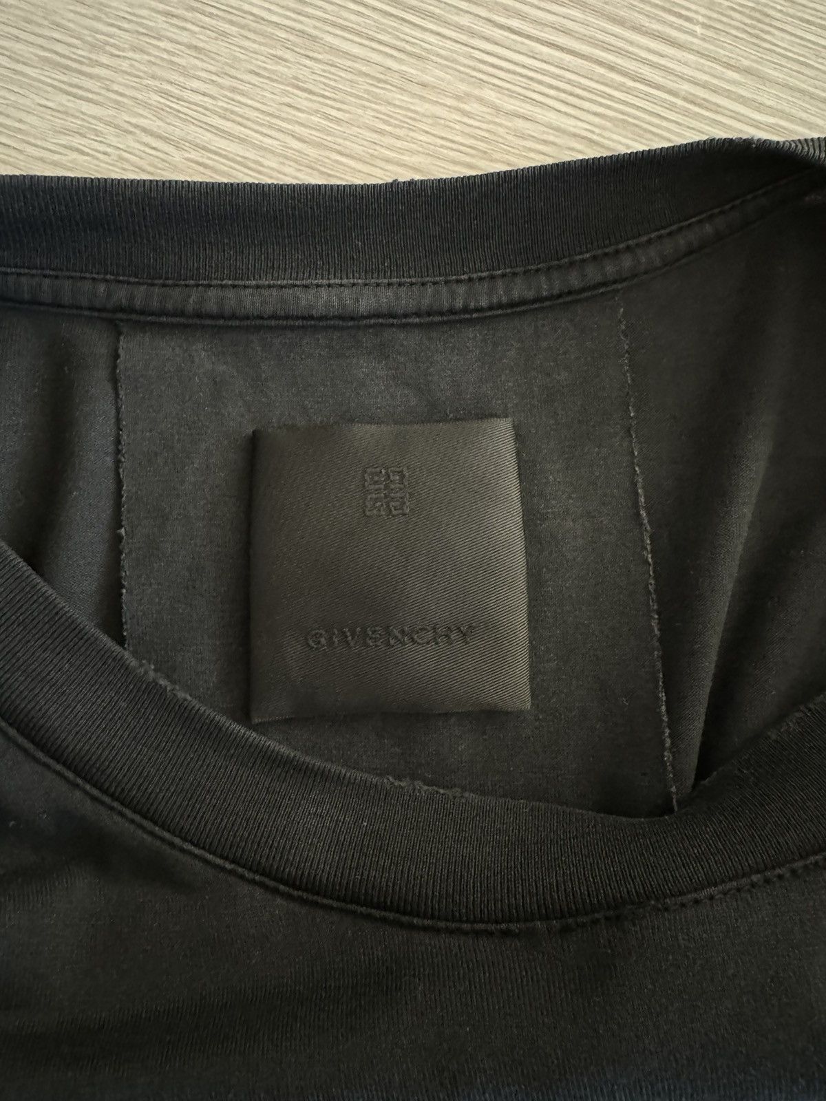 Givenchy Givenchy Barbed Wire Vintage Distressed Tshirt Size US M / EU 48-50 / 2 - 5 Thumbnail