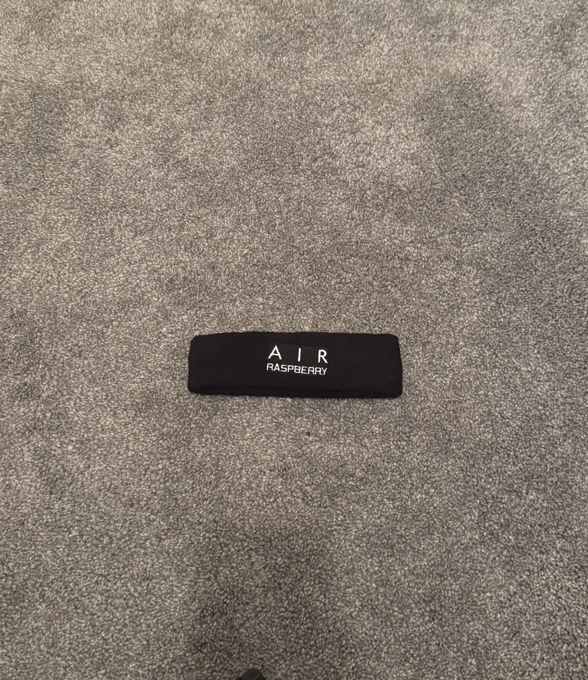 The GV Gallery GV Gallery "Air Raspberry" Headband Size ONE SIZE - 1 Thumbnail