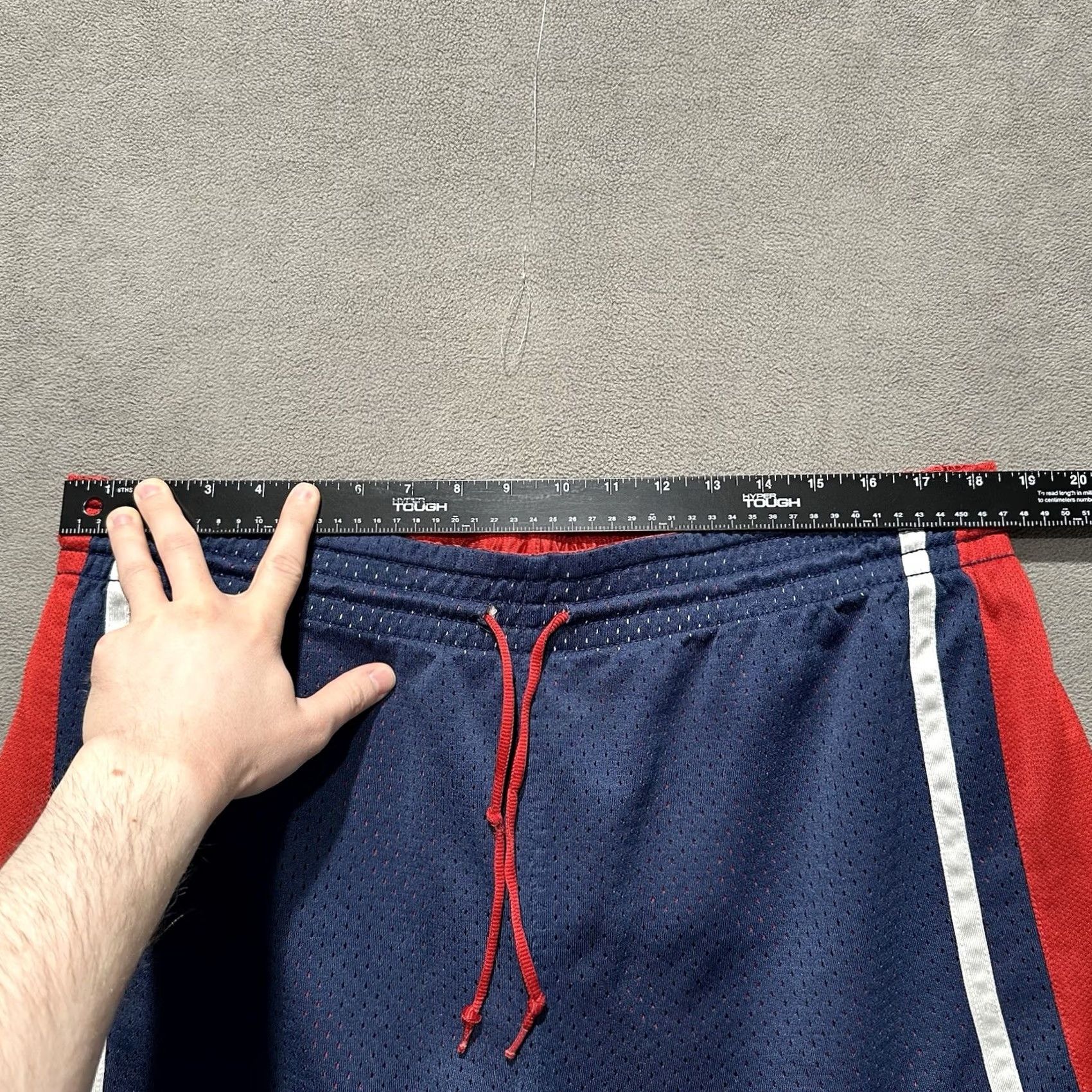 Nike VINTAGE Nike Basketball Shorts Mens L Blue Red White Satin Reversible Y2K 90s Baggy Athletic 90s Mens Size US 33 - 7 Thumbnail