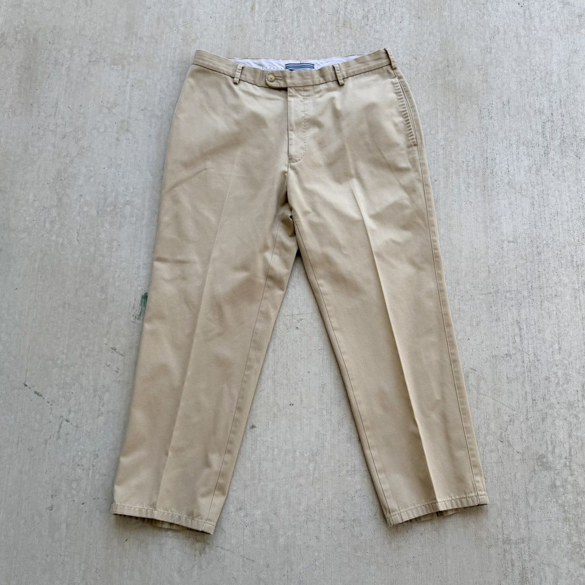 Peter Millar Peter Millar Chino Pants Size 33 Straight Fit Khaki Golf Size US 33 - 1 Thumbnail