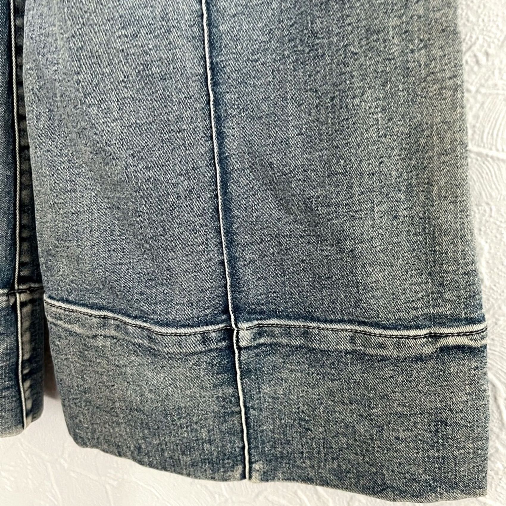 Bell Scandal Flared Denim Bell Bottoms 3 Regular Medium Wash Blue Women Size 3/4 Size 26" / US 2 / IT 38 - 4 Thumbnail