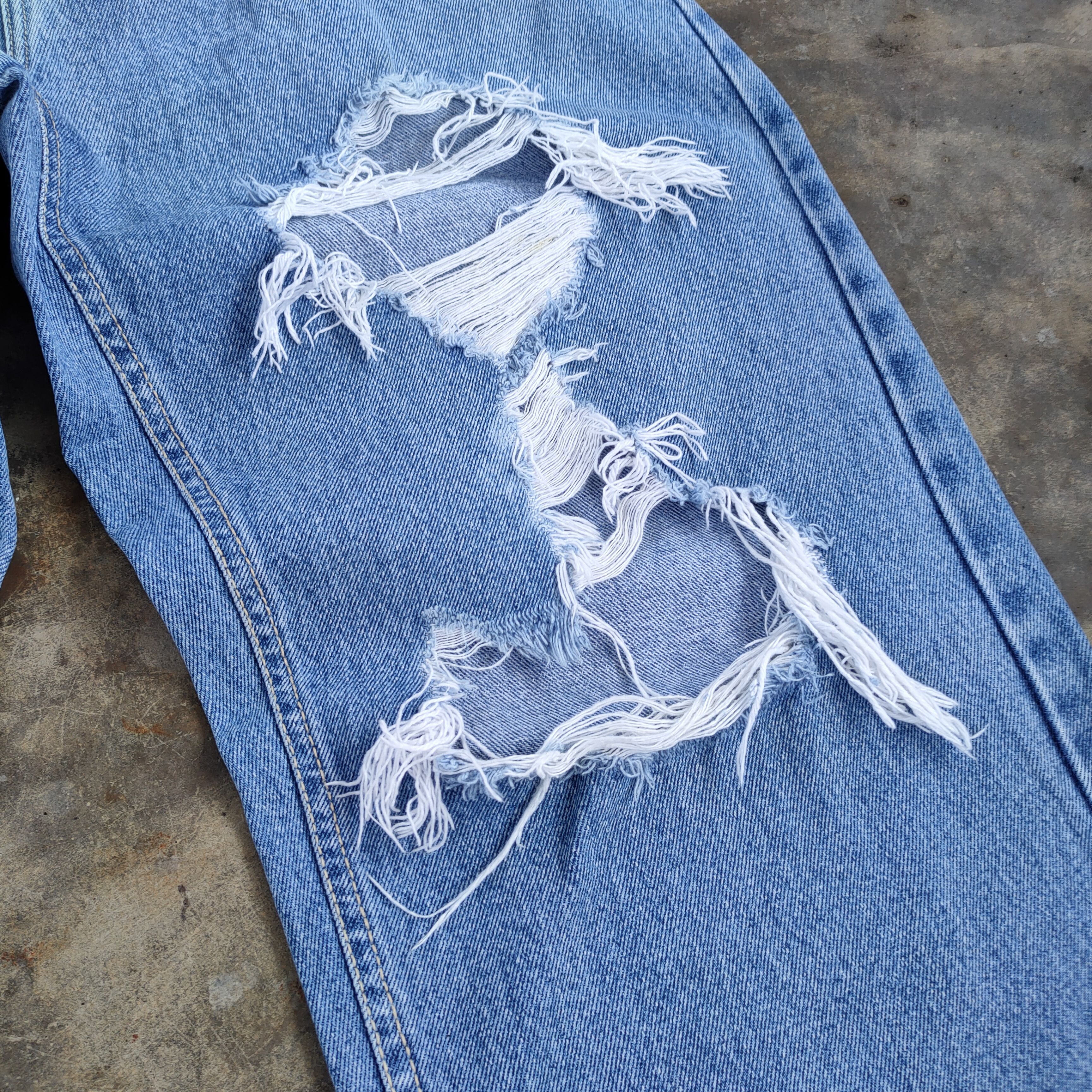 Southpole VINTAGE SOUTH POLE FADED DISTRESSED JEANS DENIM PANTS Size US 30 / EU 46 - 5 Thumbnail