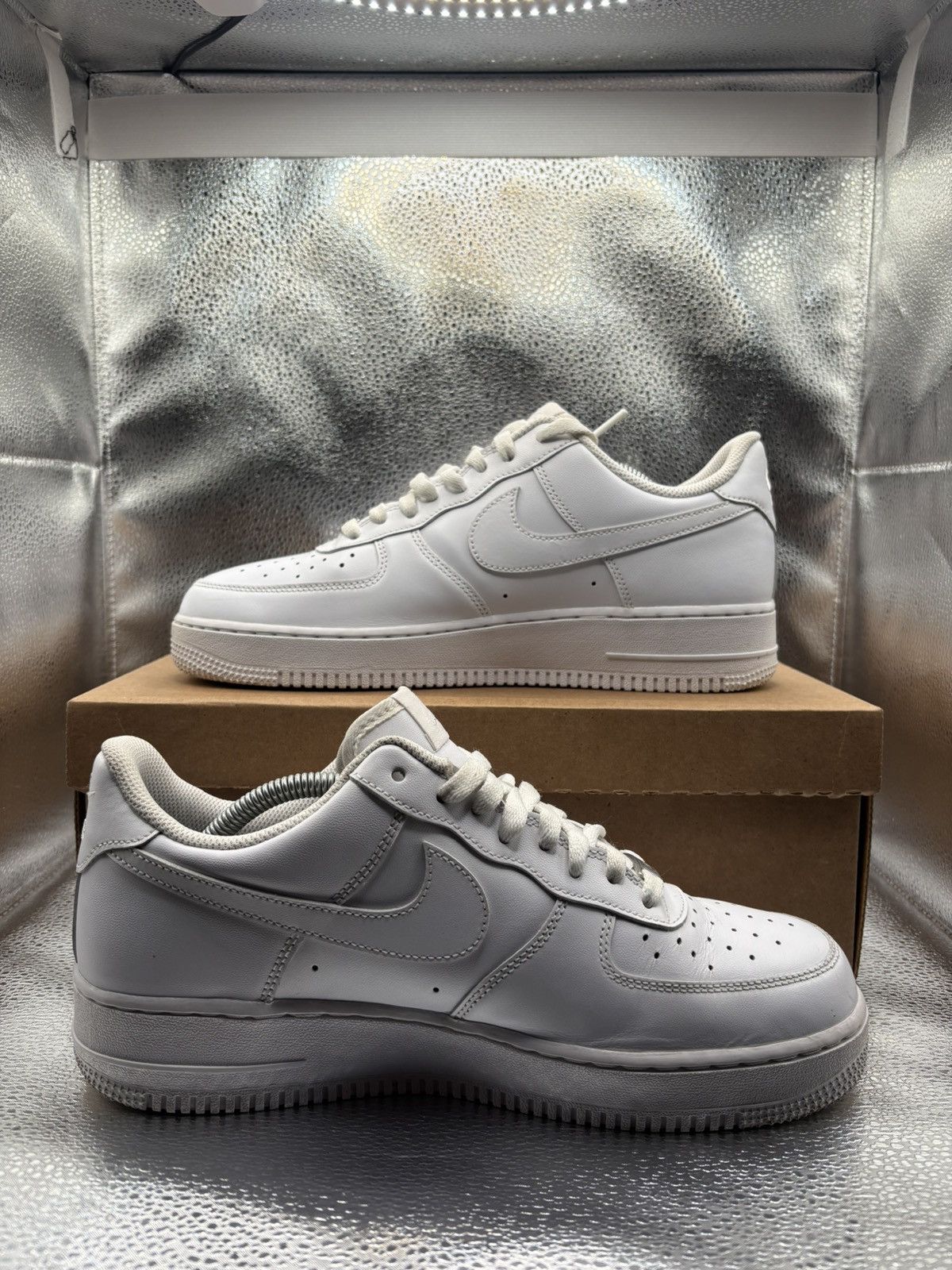 Nike Air Force 1 low triple white Size US 10 / EU 43 - 5 Thumbnail