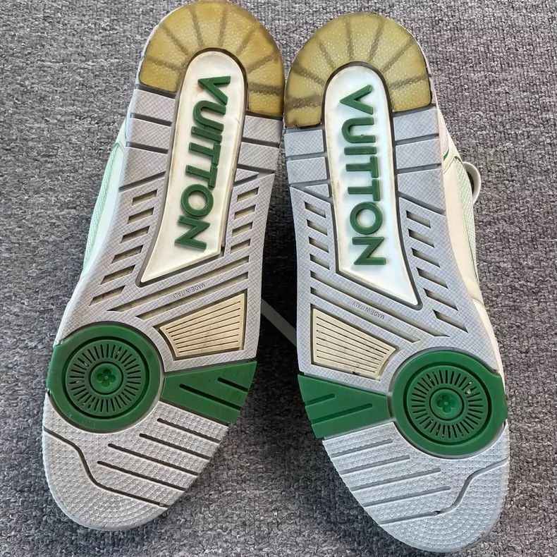 Louis Vuitton Louis Vuitton Green Velcro shoes Size US 10 / EU 43 - 6 Thumbnail