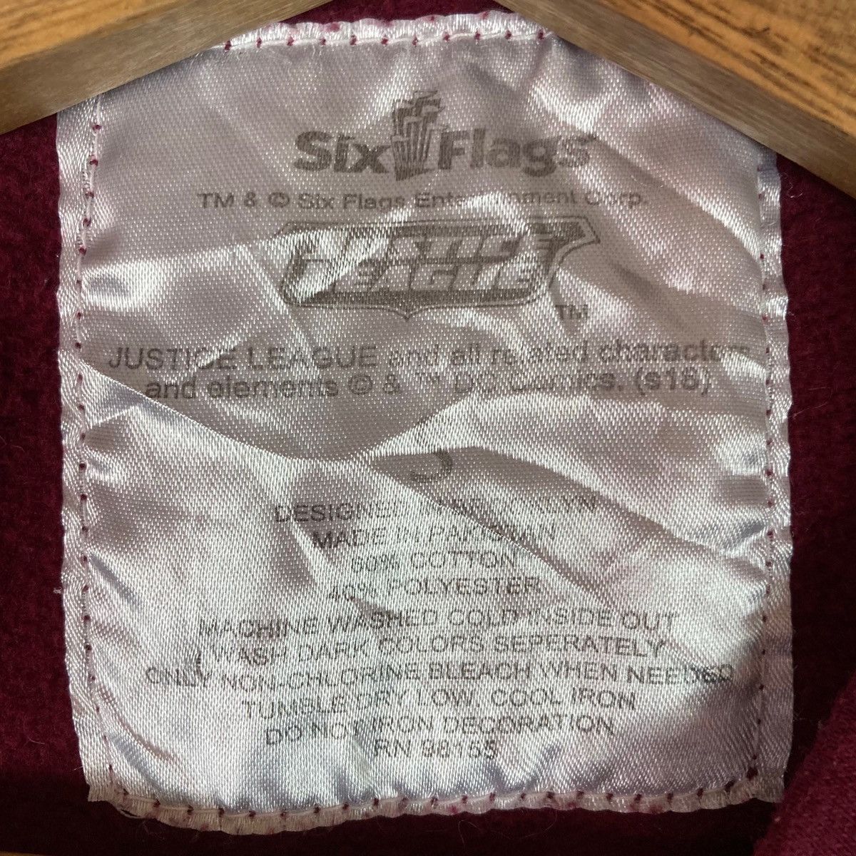 Vintage Vintage Six Flags X Justice League Flash Pullover Jumper Size US S / EU 44-46 / 1 - 6 Thumbnail