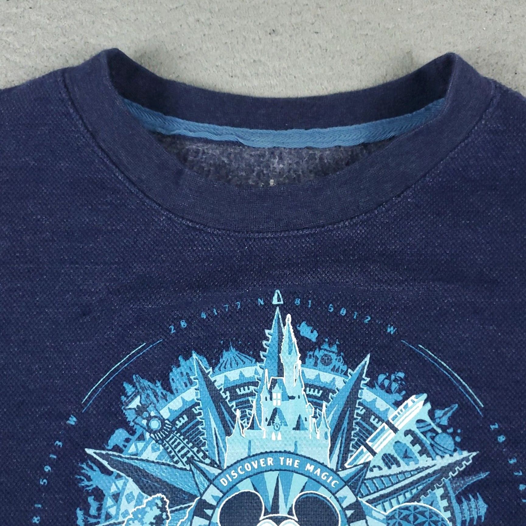 Disney Disney Mens Small Blue Mickey Graphic Pullover Sweatshirt Extra Large XL Casual Size US S / EU 44-46 / 1 - 3 Thumbnail